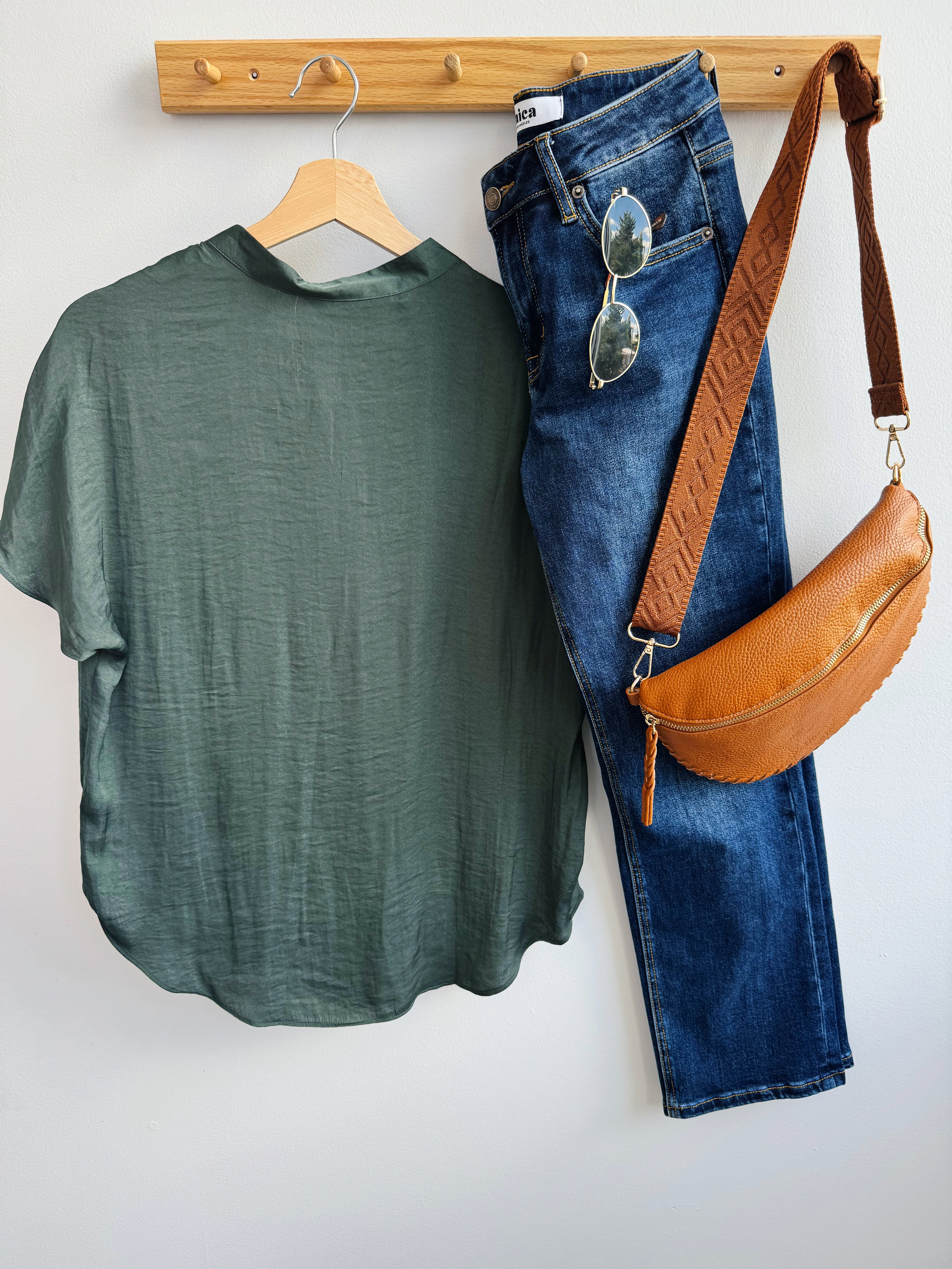 Serenity Blouse - FOREST GREEN - willows clothing BLOUSE