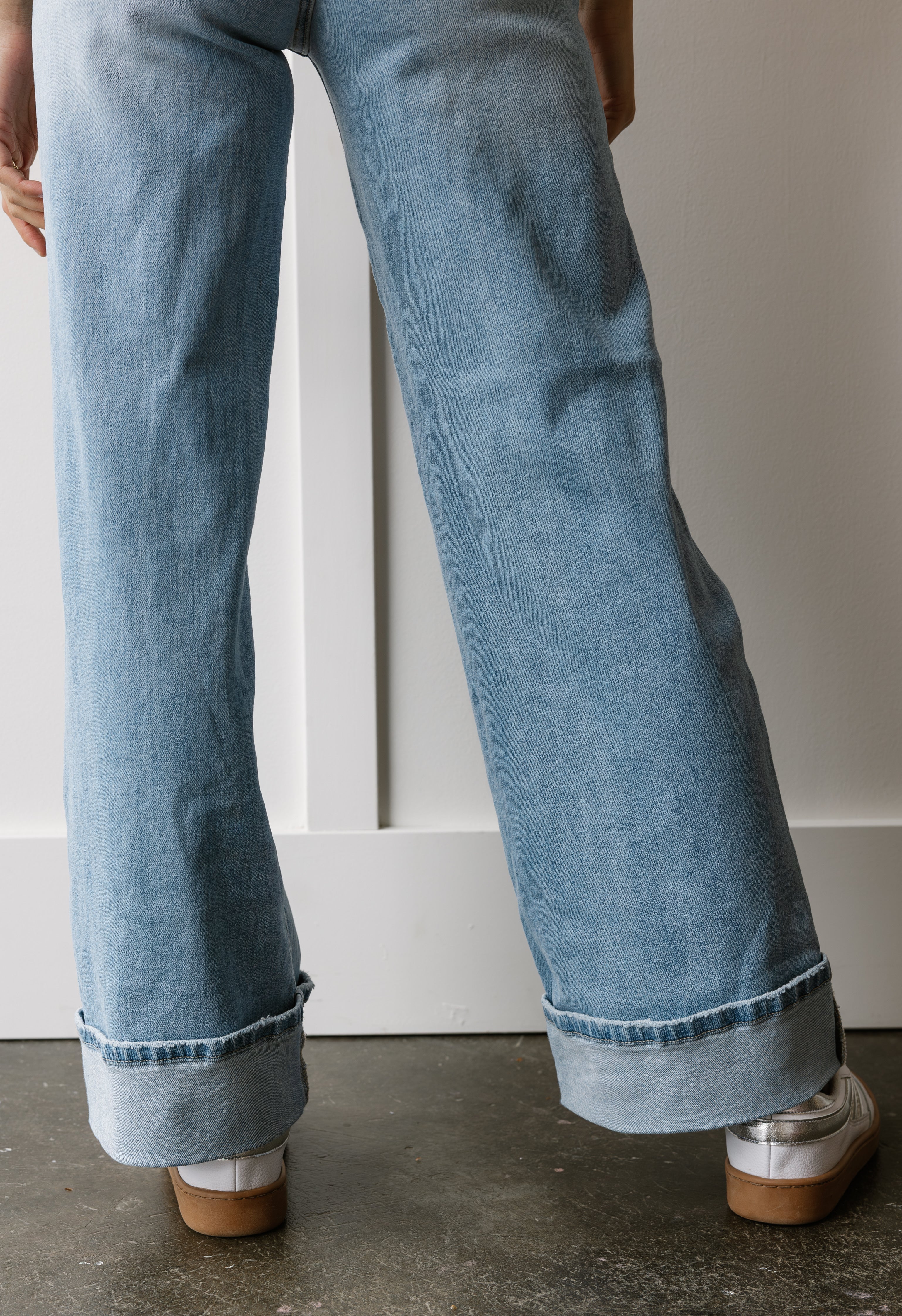 Sora Jeans - LIGHT DENIM - willows clothing WIDE LEG