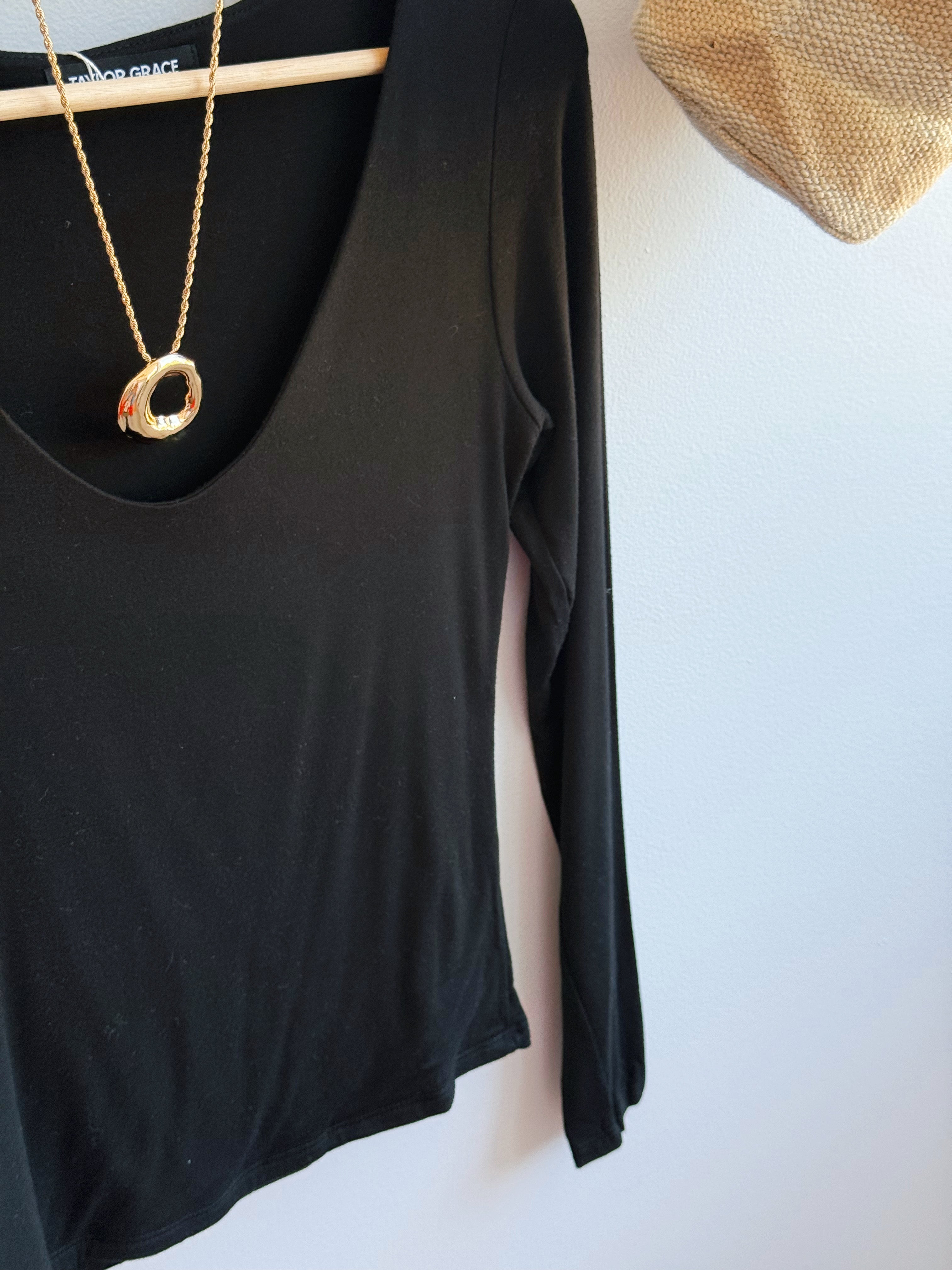 Taylor Grace Long Sleeve Top - BLACK - willows clothing L/S SHIRT