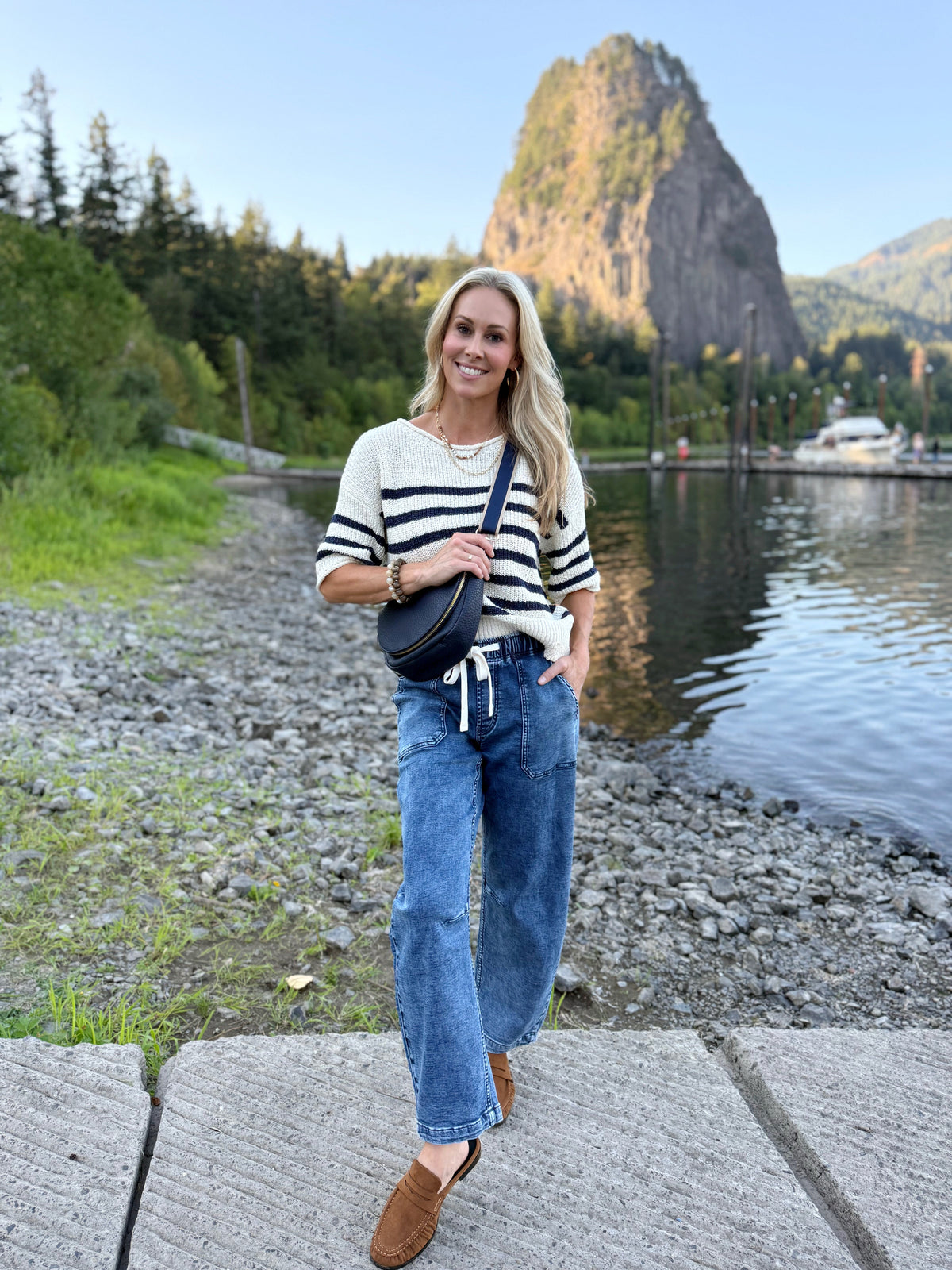 Twilight Stripe Sweater - NAVY - willows clothing SWEATER