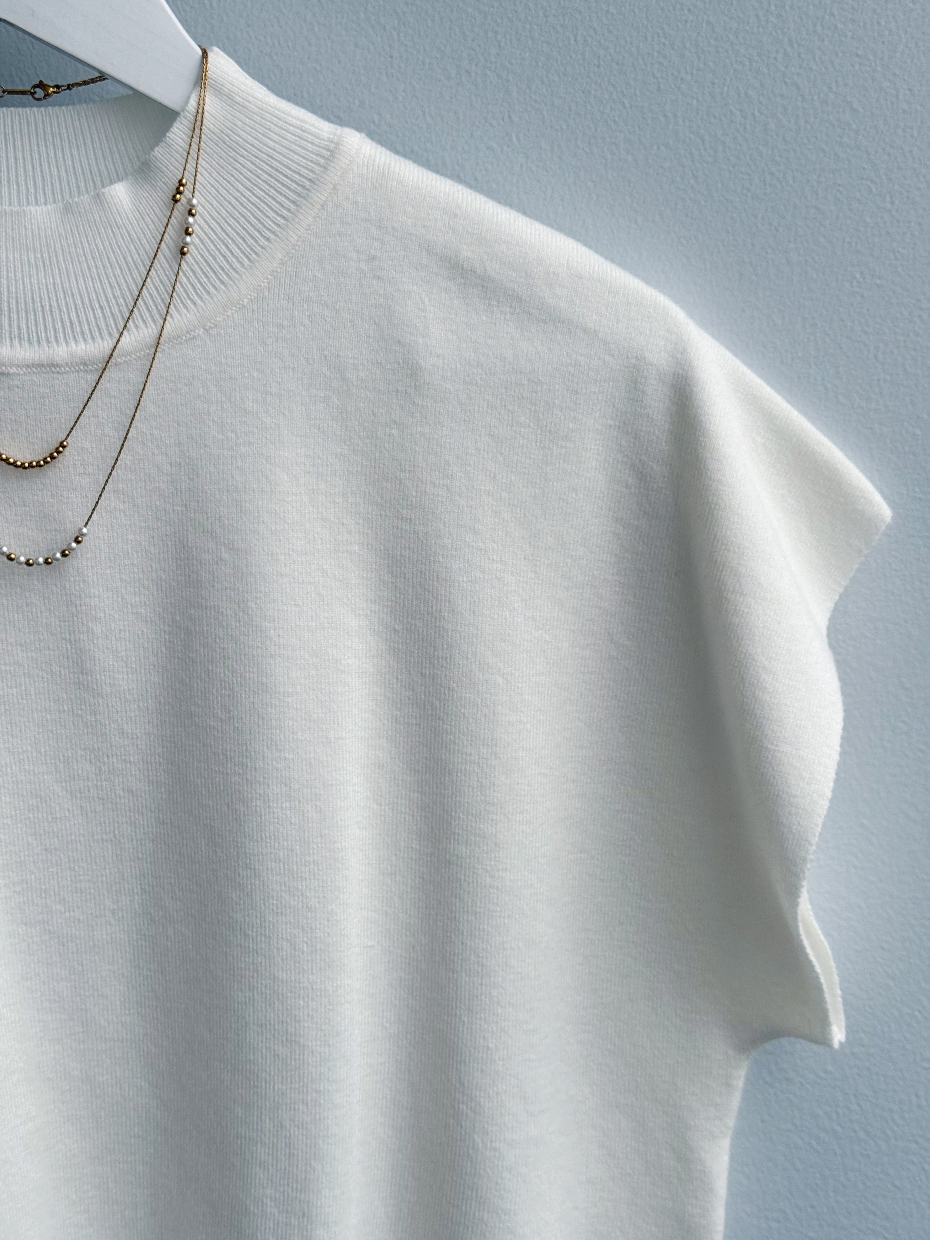 Unrequited Sweater - OFF WHITE - willows clothing Shirts & Tops