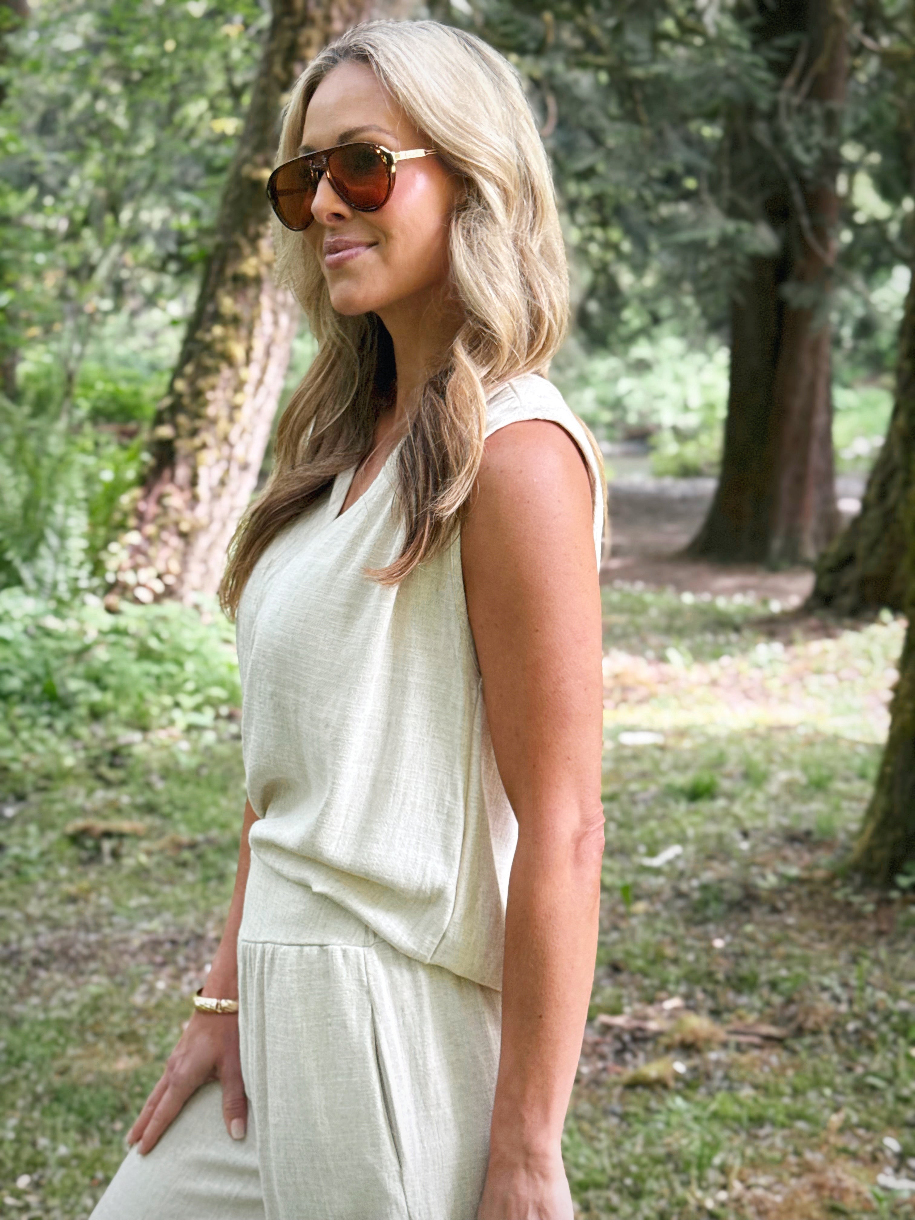 Weekend Getaway Tank - NATURAL - willows clothing TANK