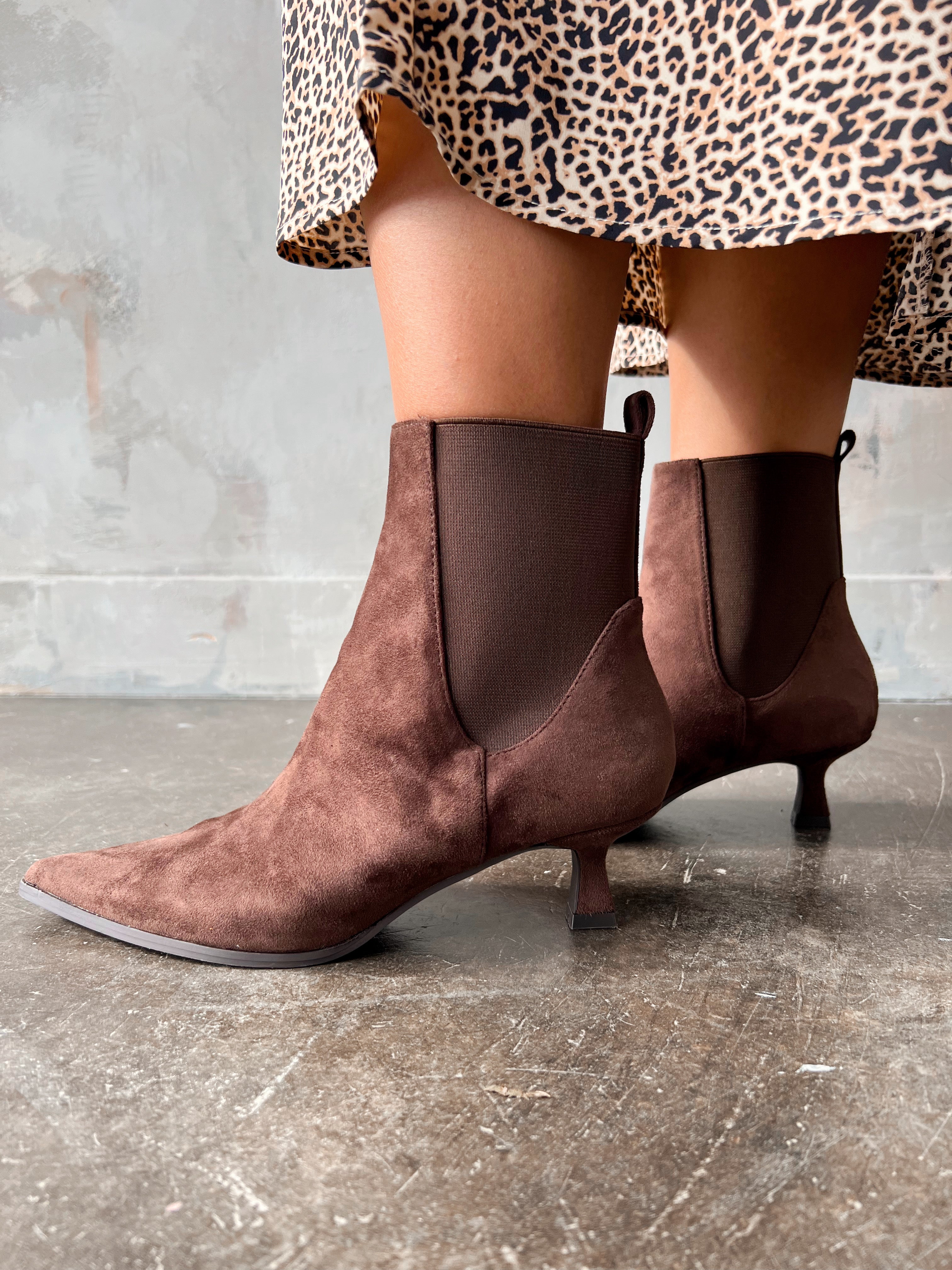 Kathleen Boots - BROWN