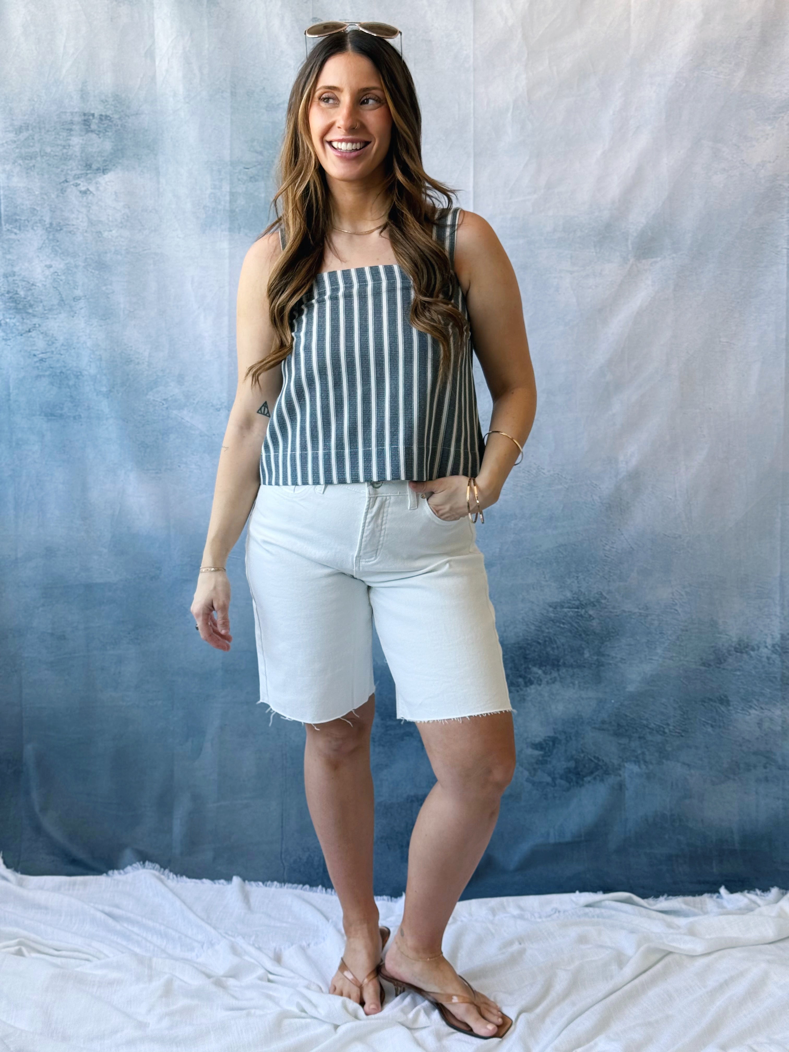[RISEN] Ferris Denim Shorts - WHITE