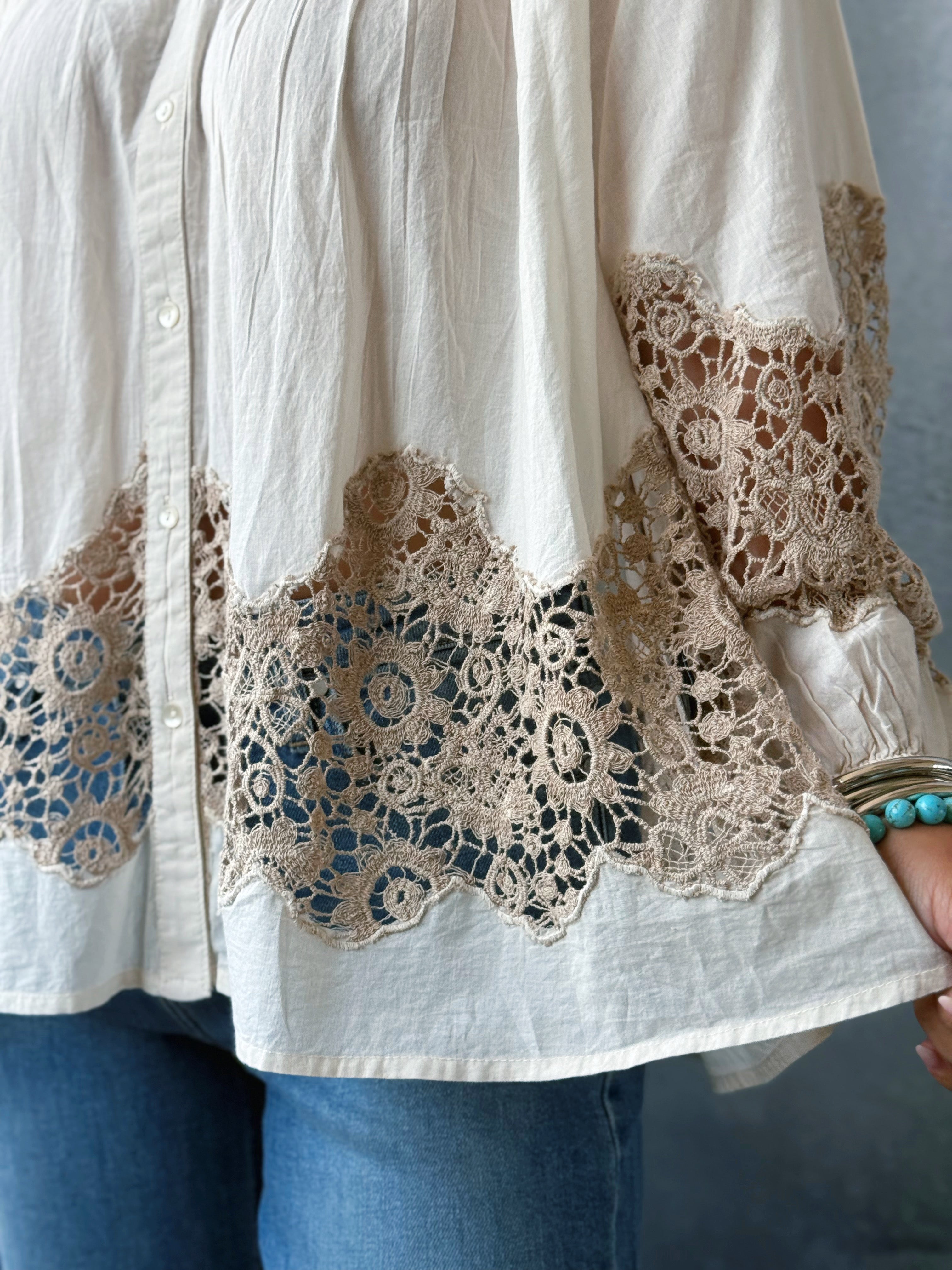 Komorebi Blouse - ALMOND