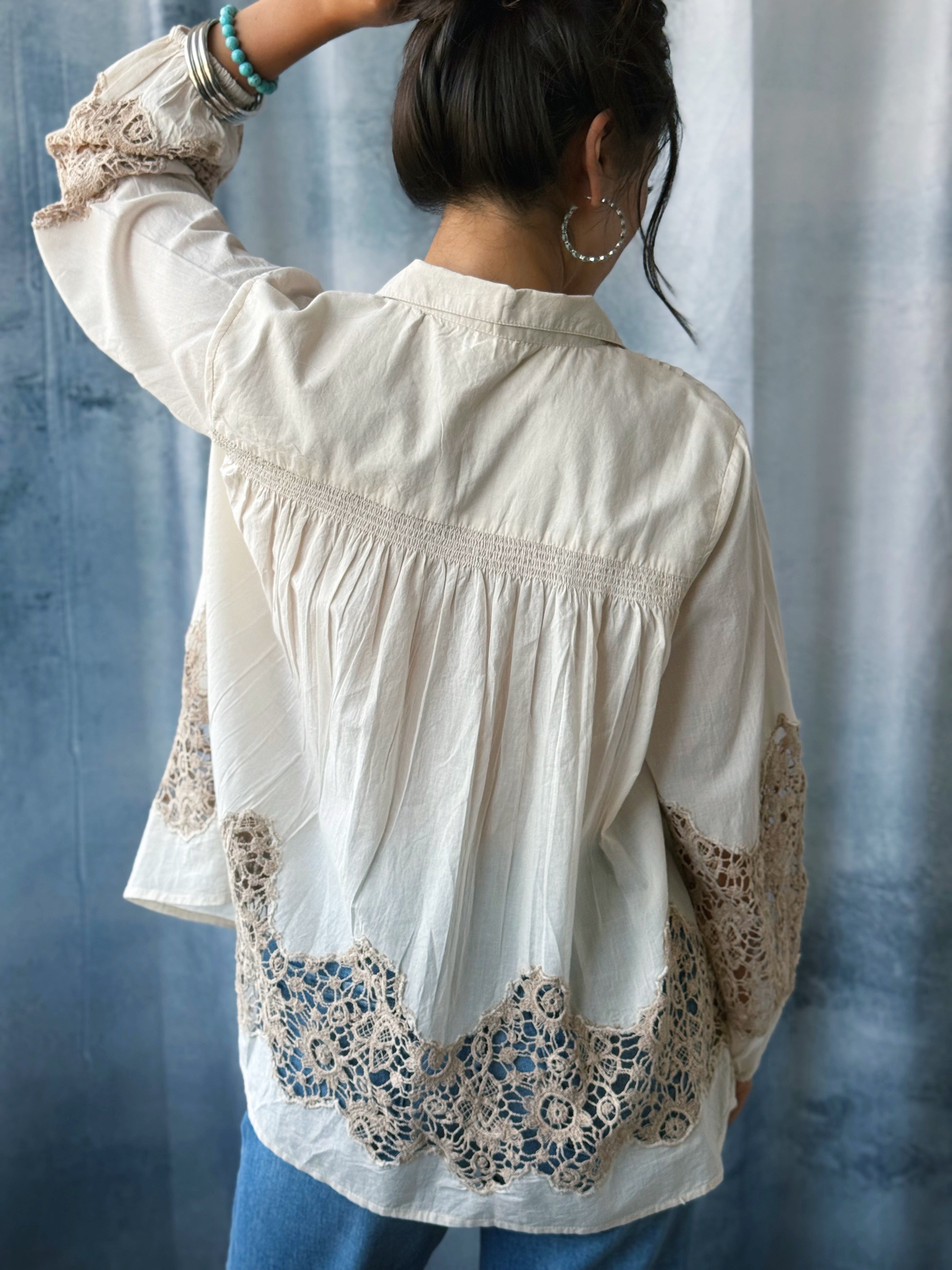 Komorebi Blouse - ALMOND