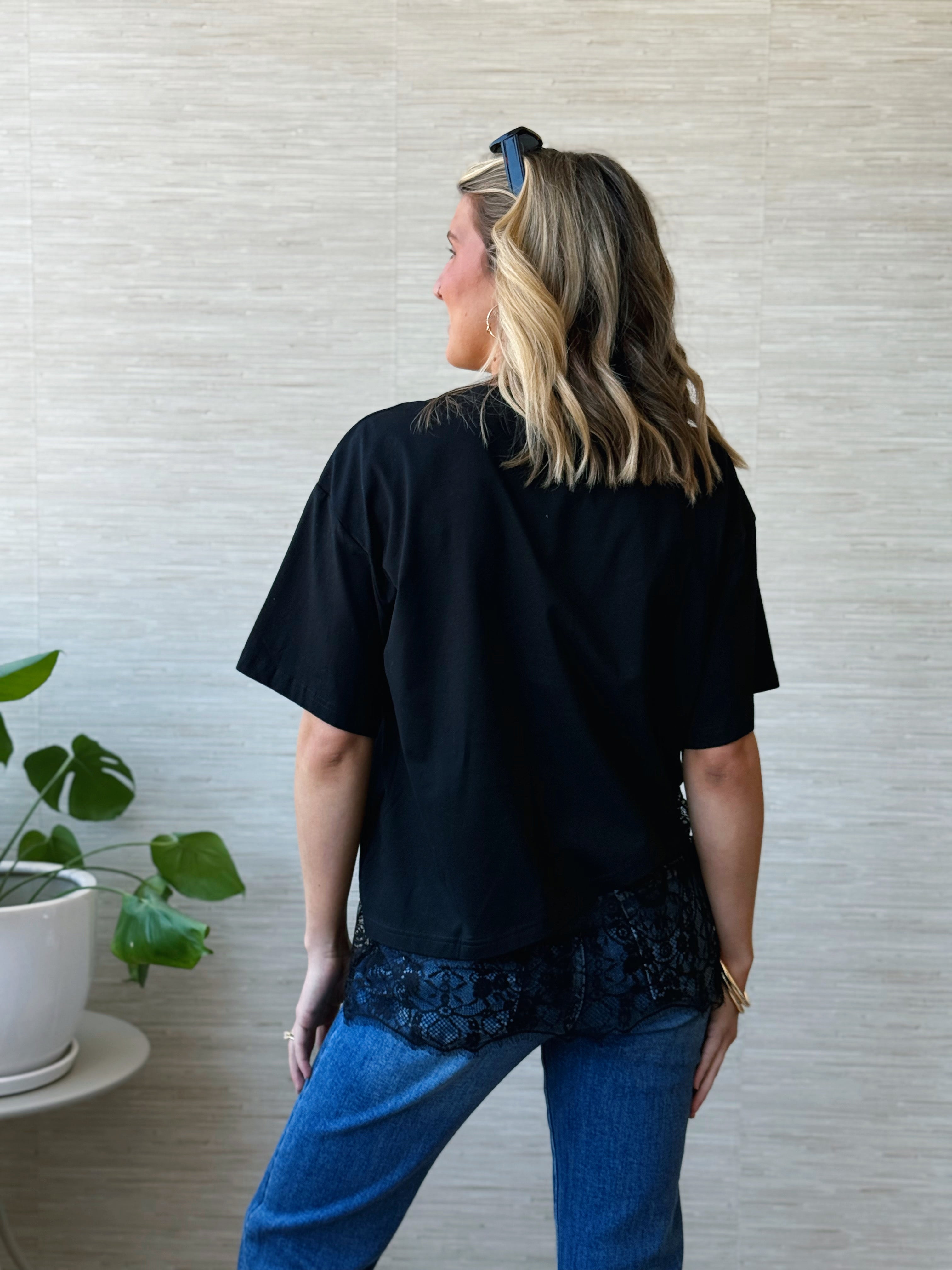 Asymmetrical Lace Hem Tee - BLACK