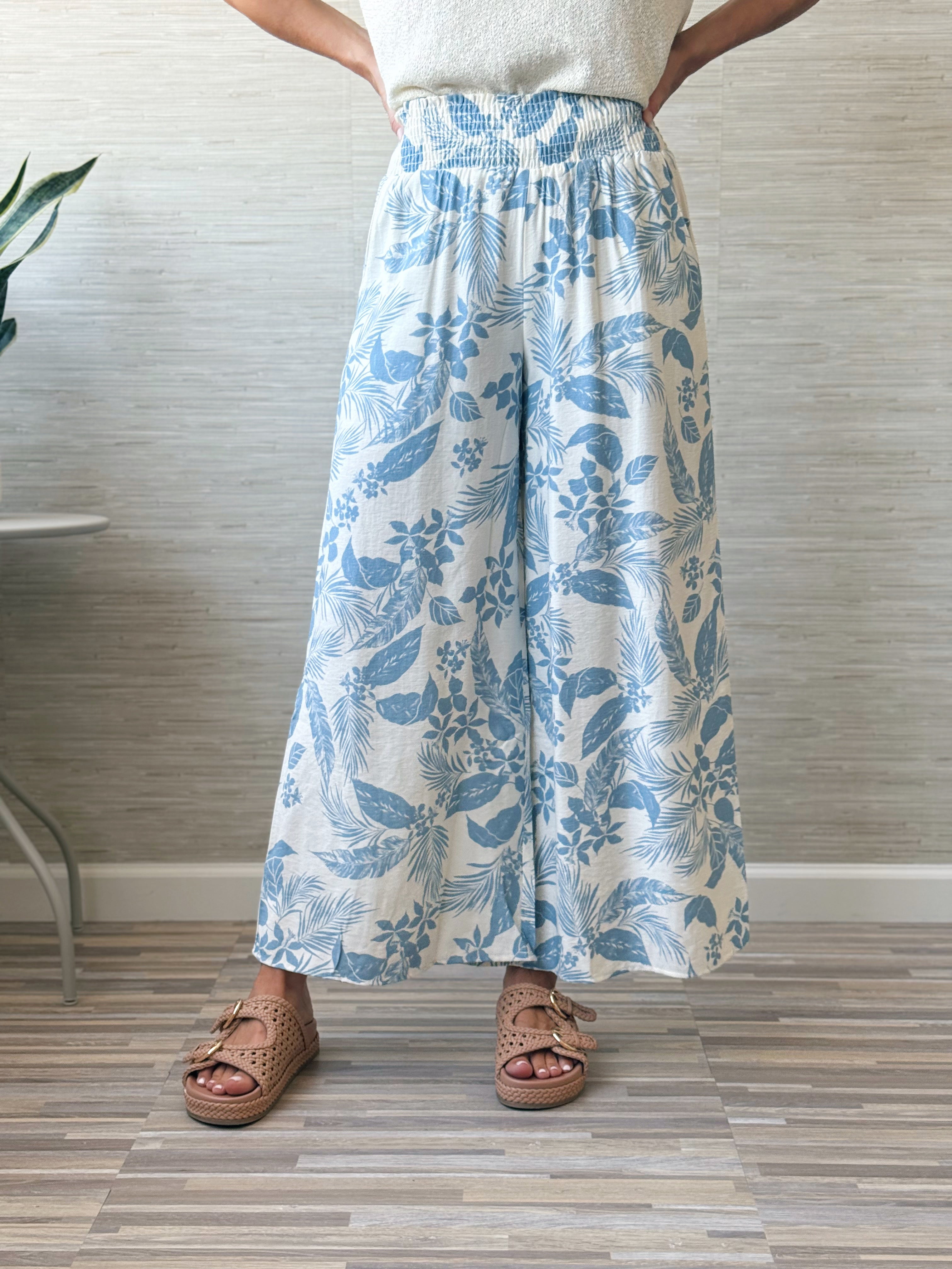 Printed Free Flowing Pants - IVORY/BLUE