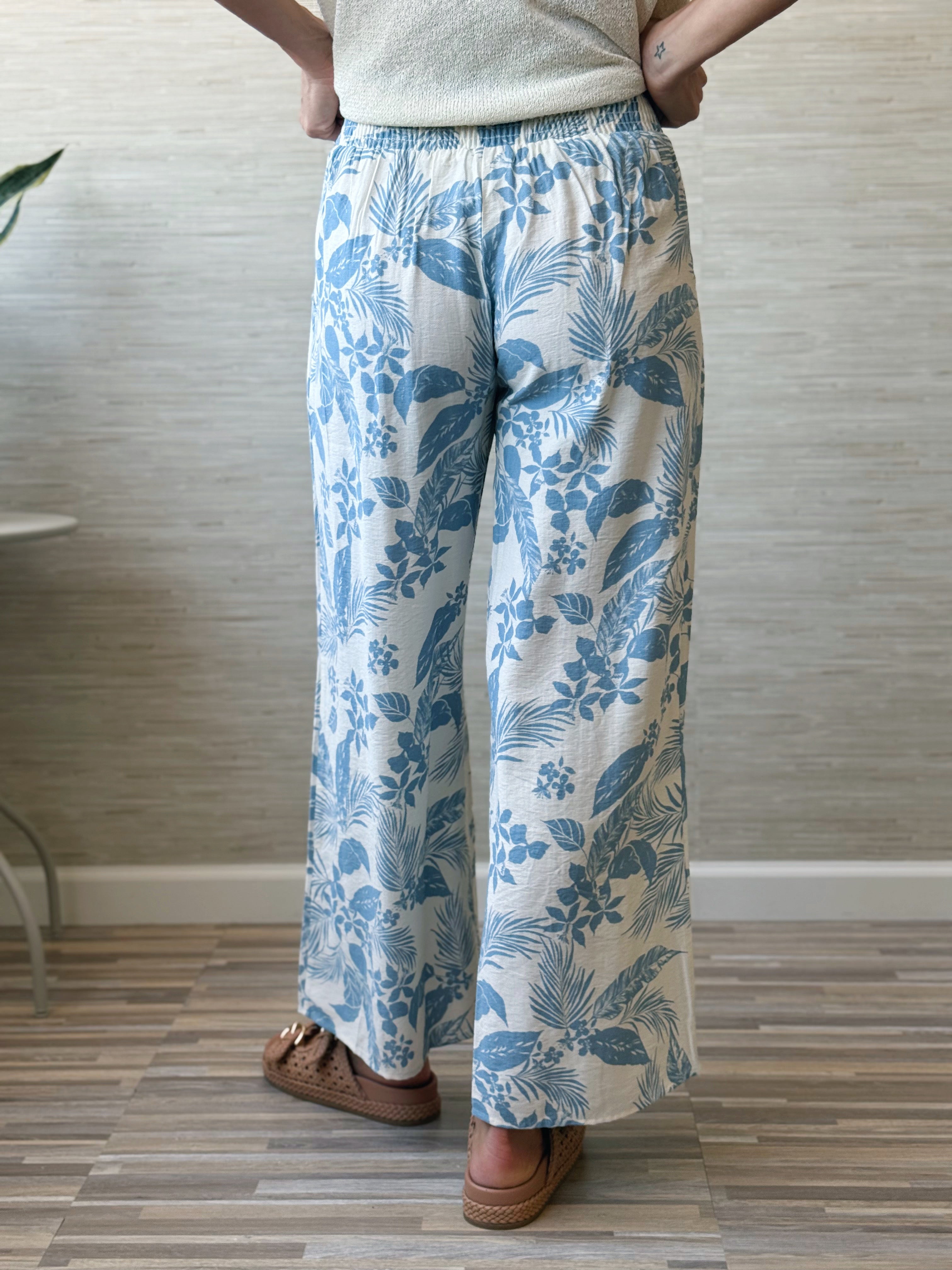 Printed Free Flowing Pants - IVORY/BLUE