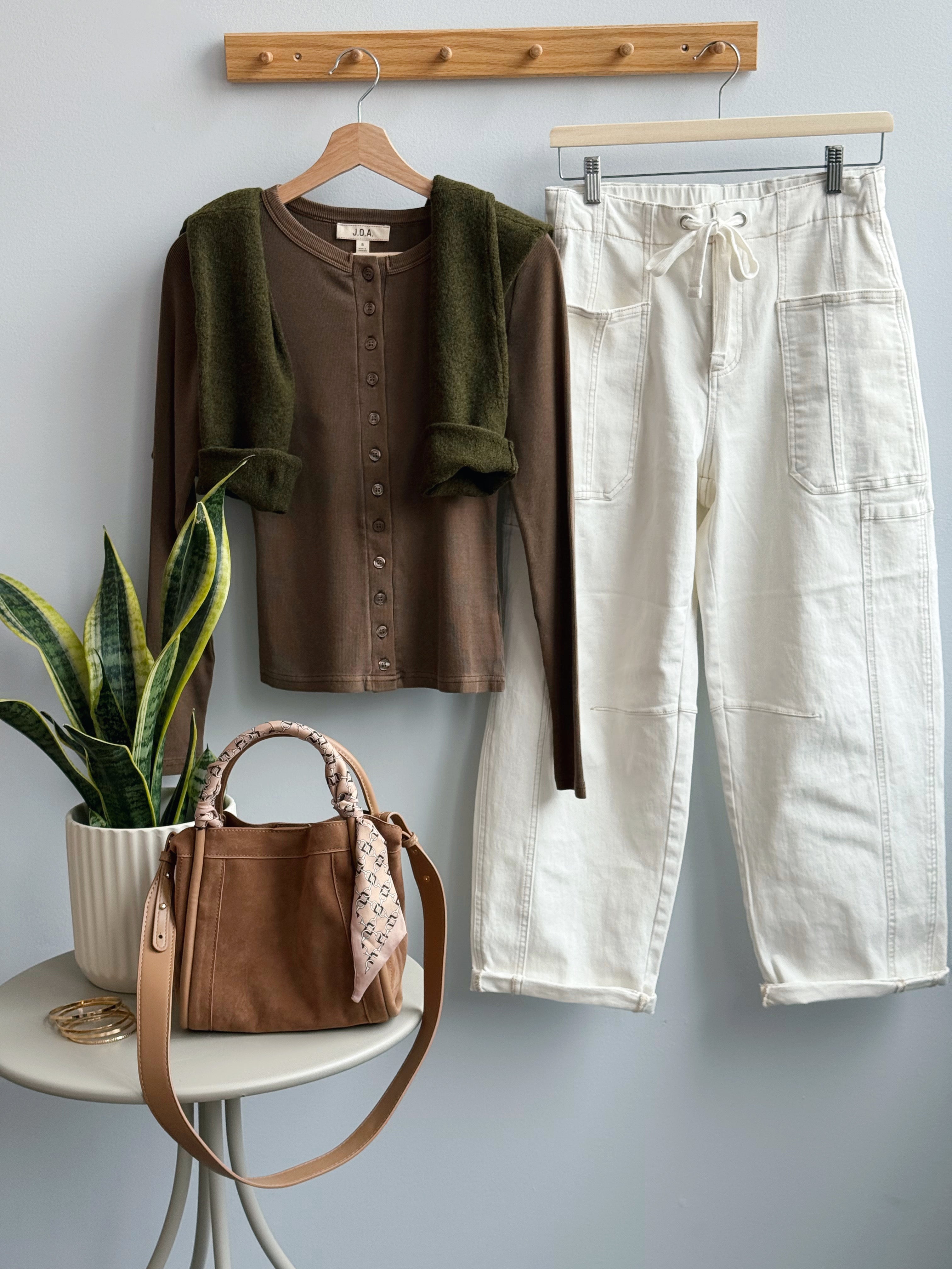 Harvest Market Long Sleeve - BROWN