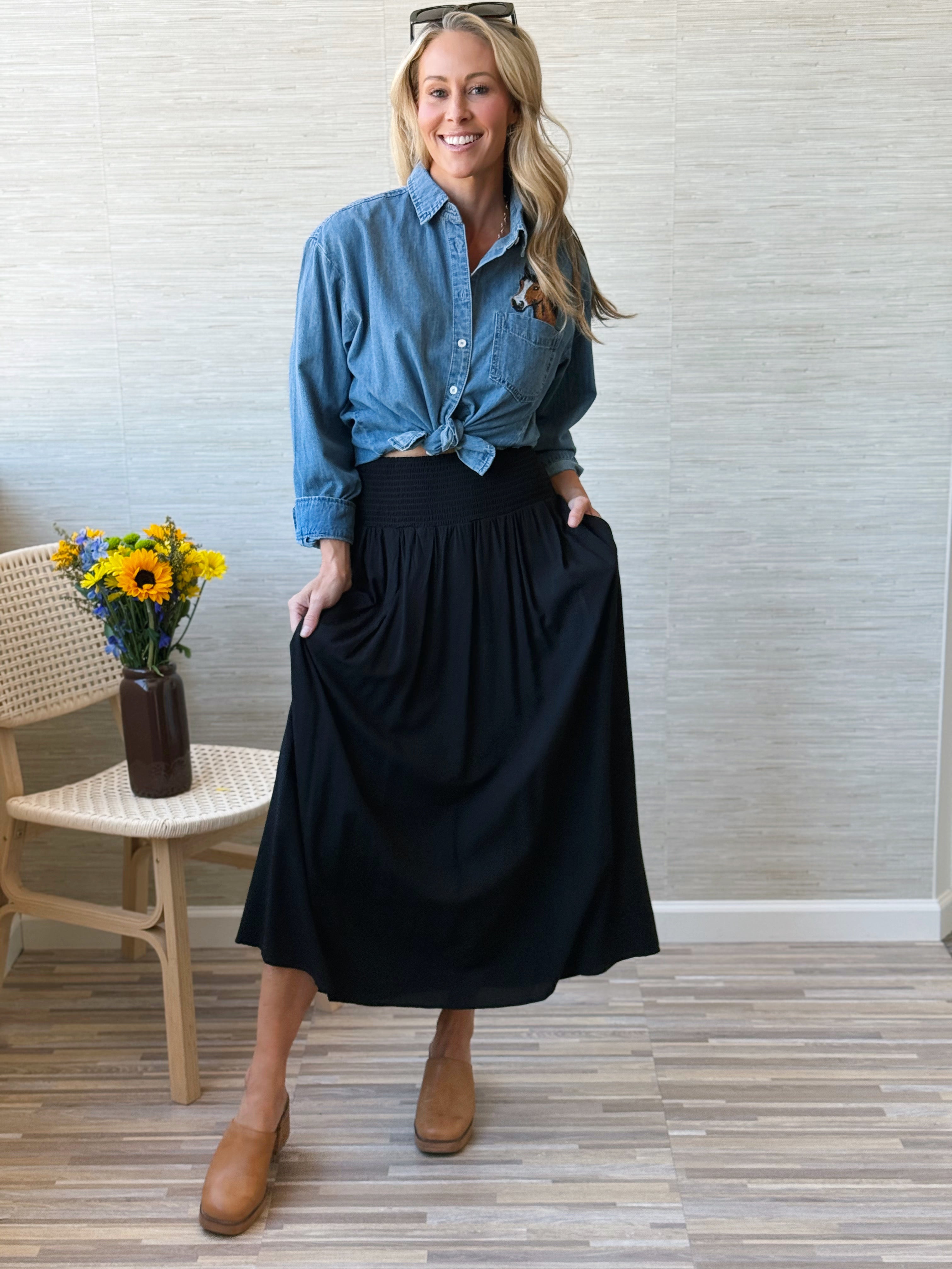 Maple Street Midi Skirt - BLACK