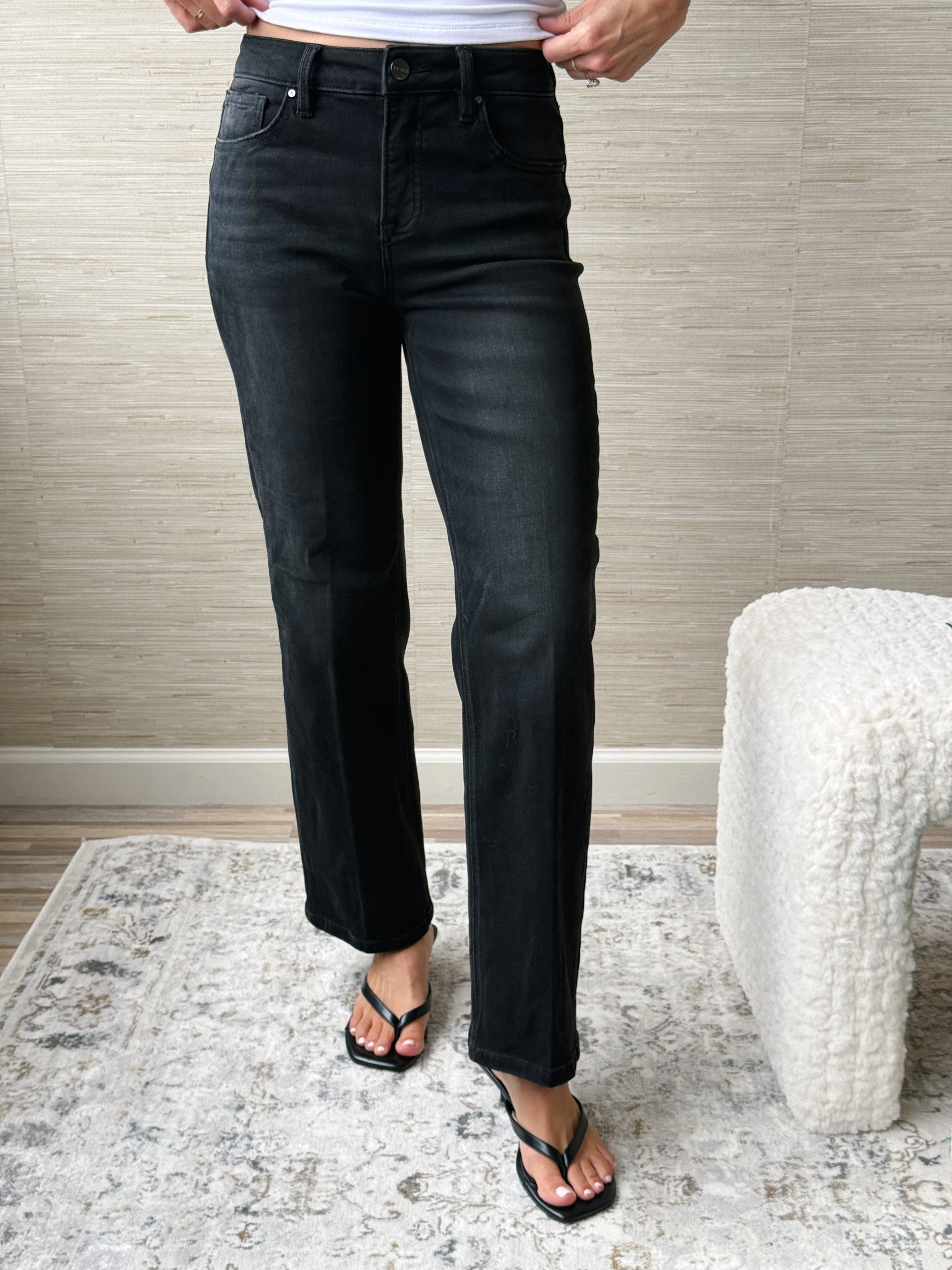 [RISEN] Thalia Jean - WASHED BLACK