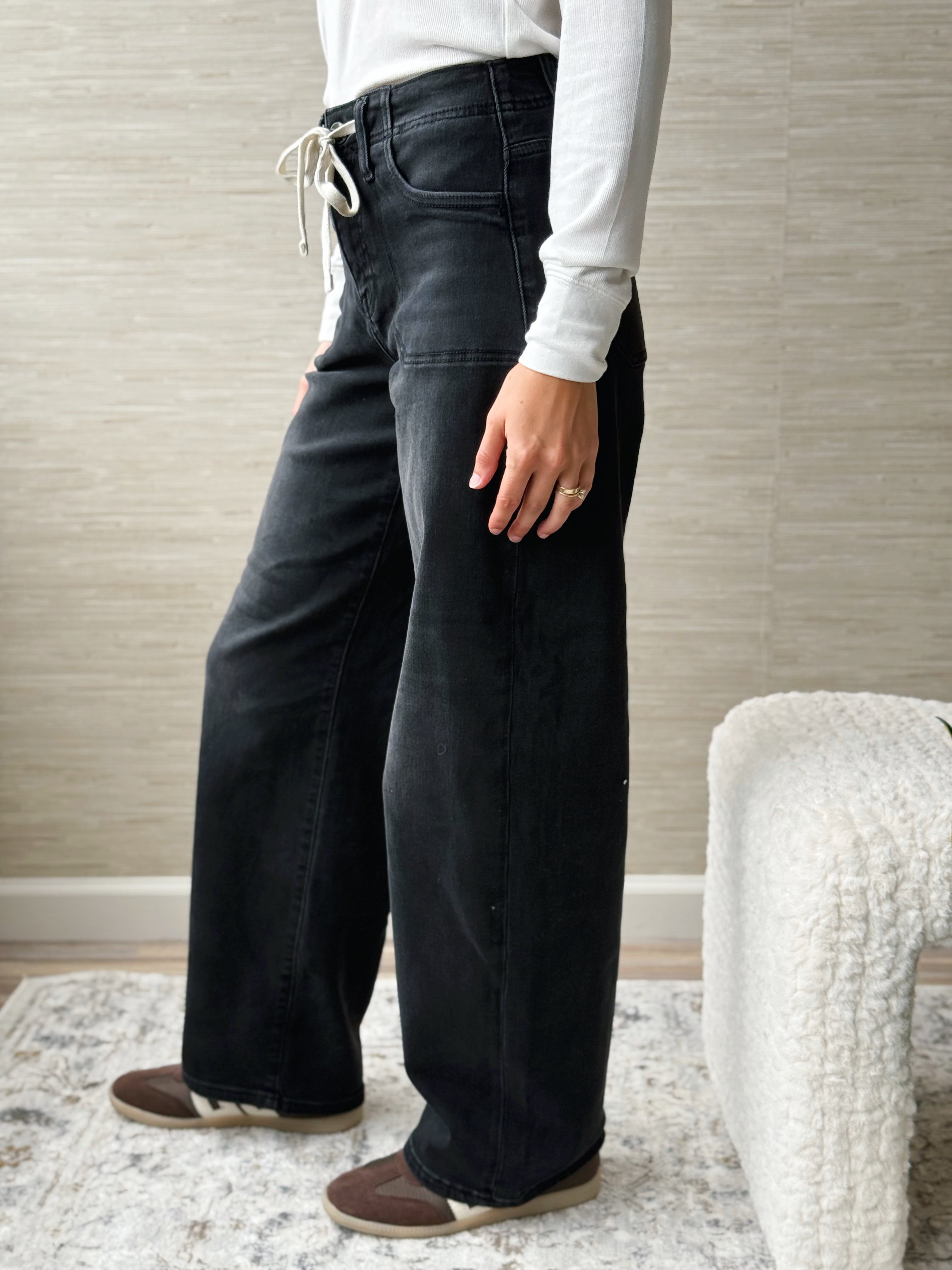 [RISEN] Erin Wide-Leg Jeans - WASHED BLACK