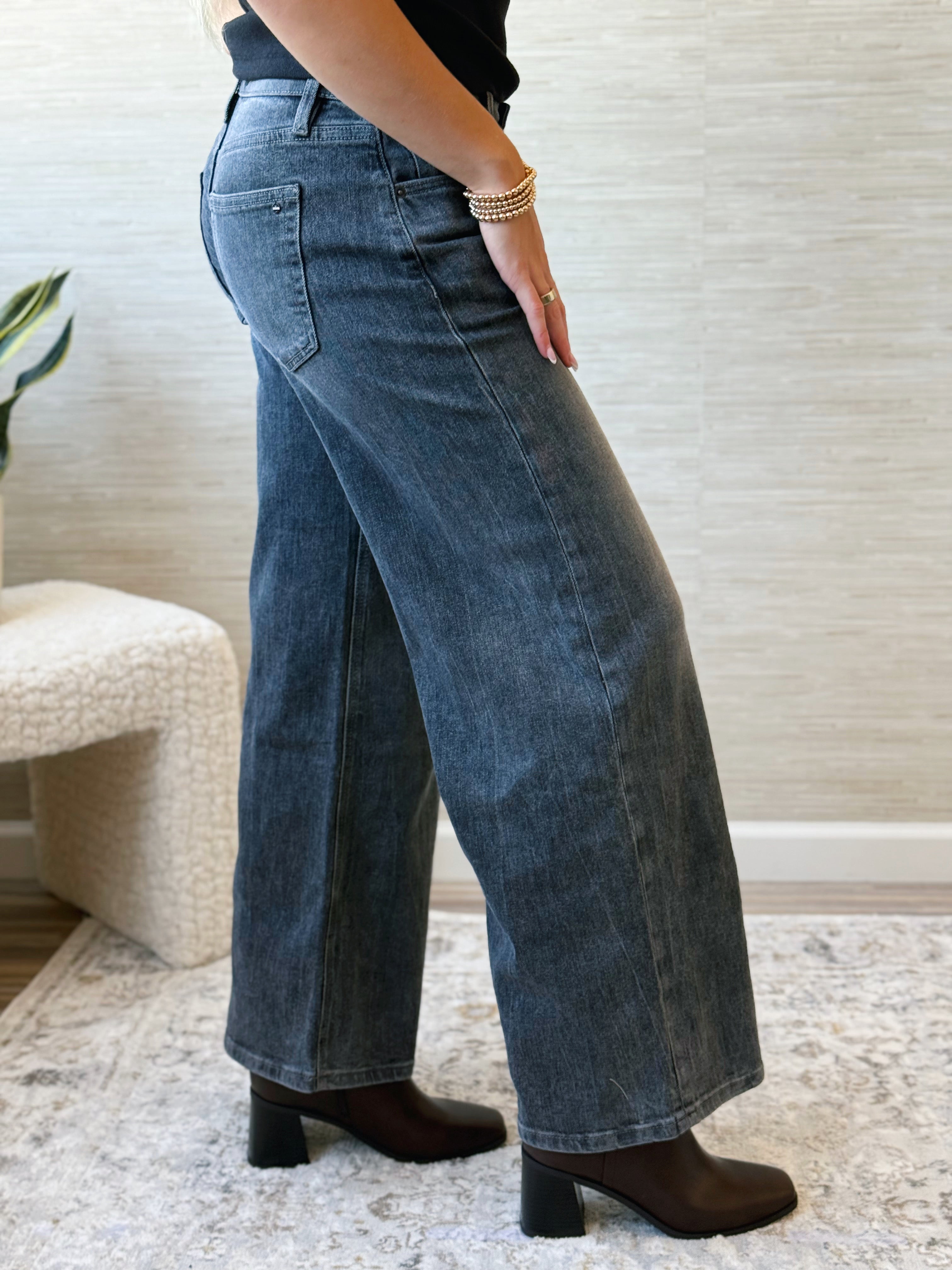 [MICA] Alix Wide Leg Jean - CREASE GRAY