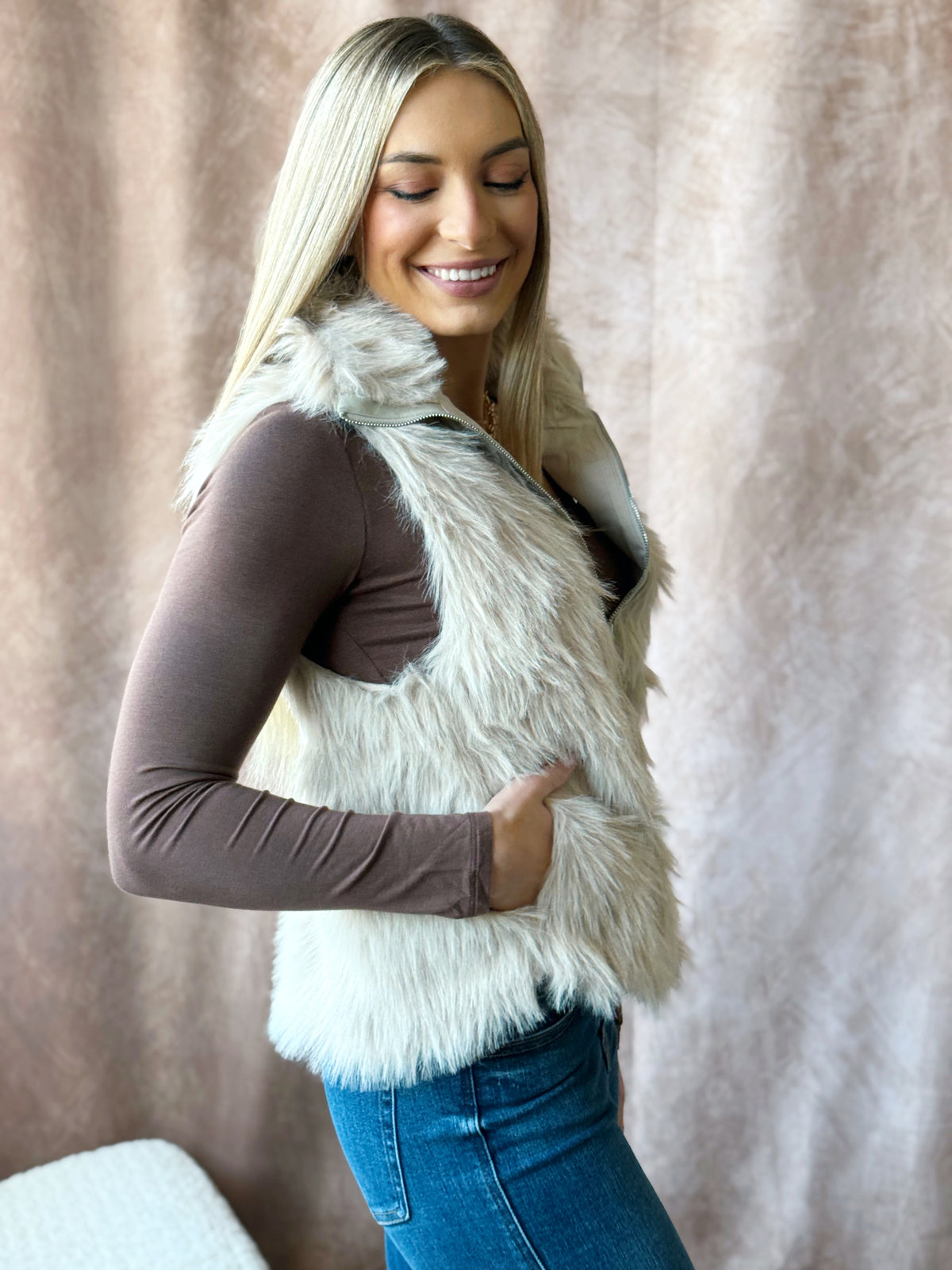 Lone Star Vest - TAUPE