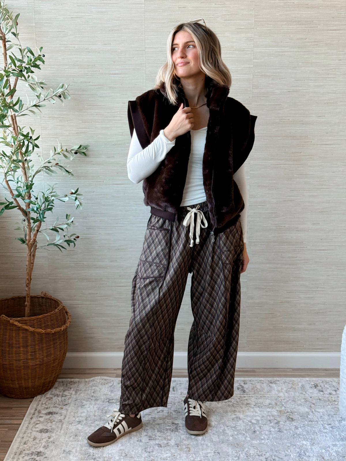 Becky Faux Fur Vest - BROWN