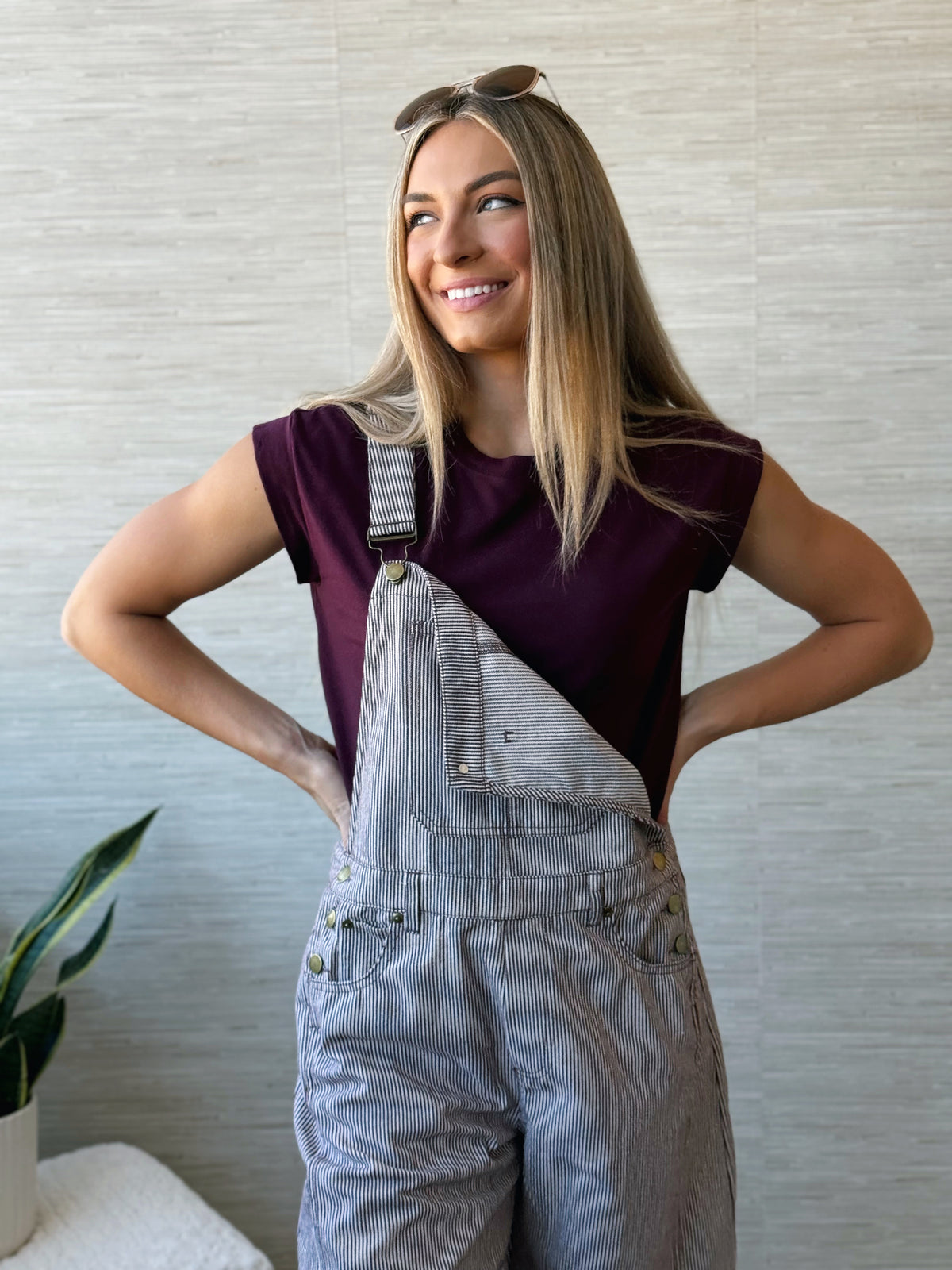 Scout Tee - RAISIN