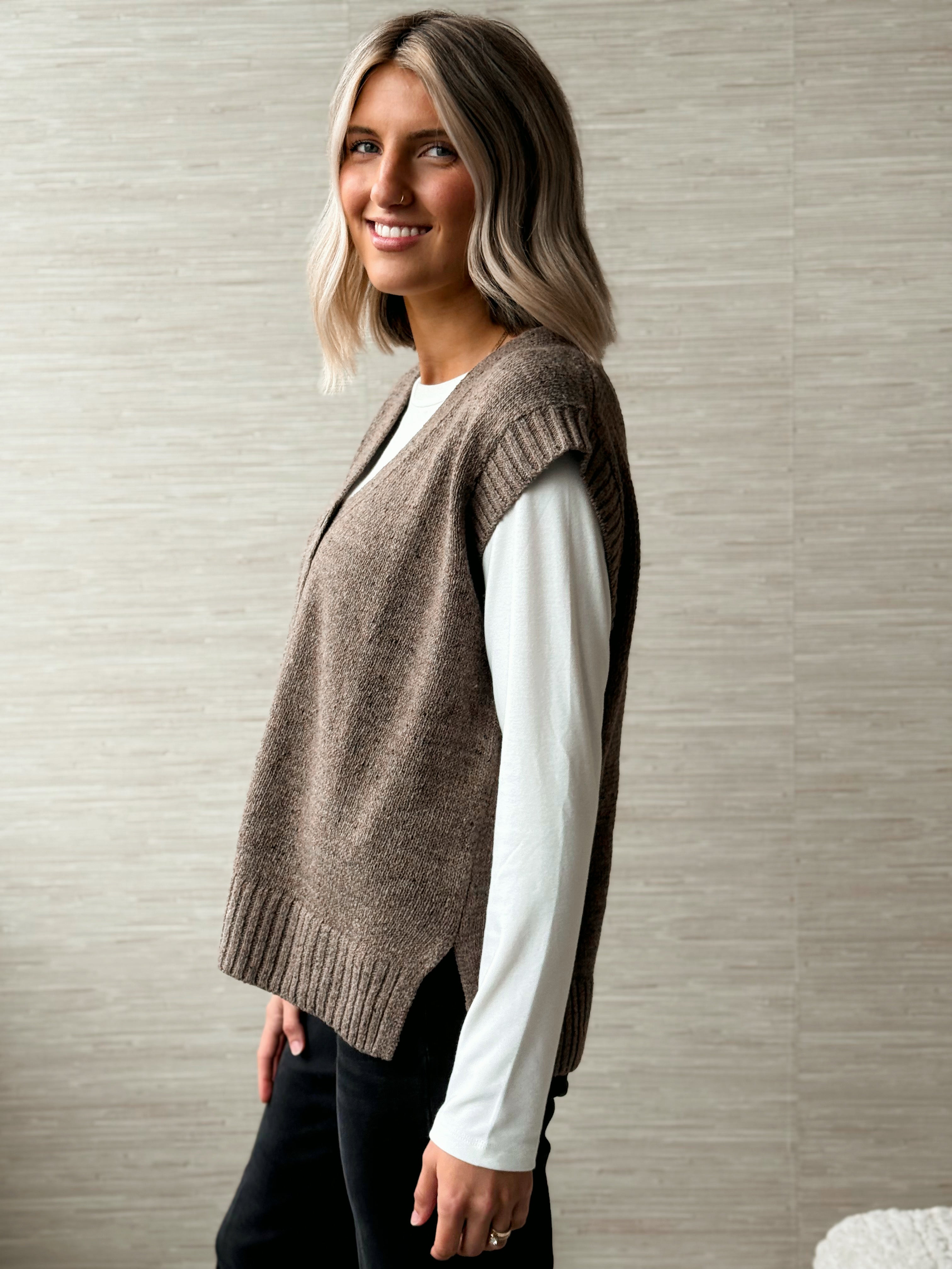 Any Who Vest - MOCHA