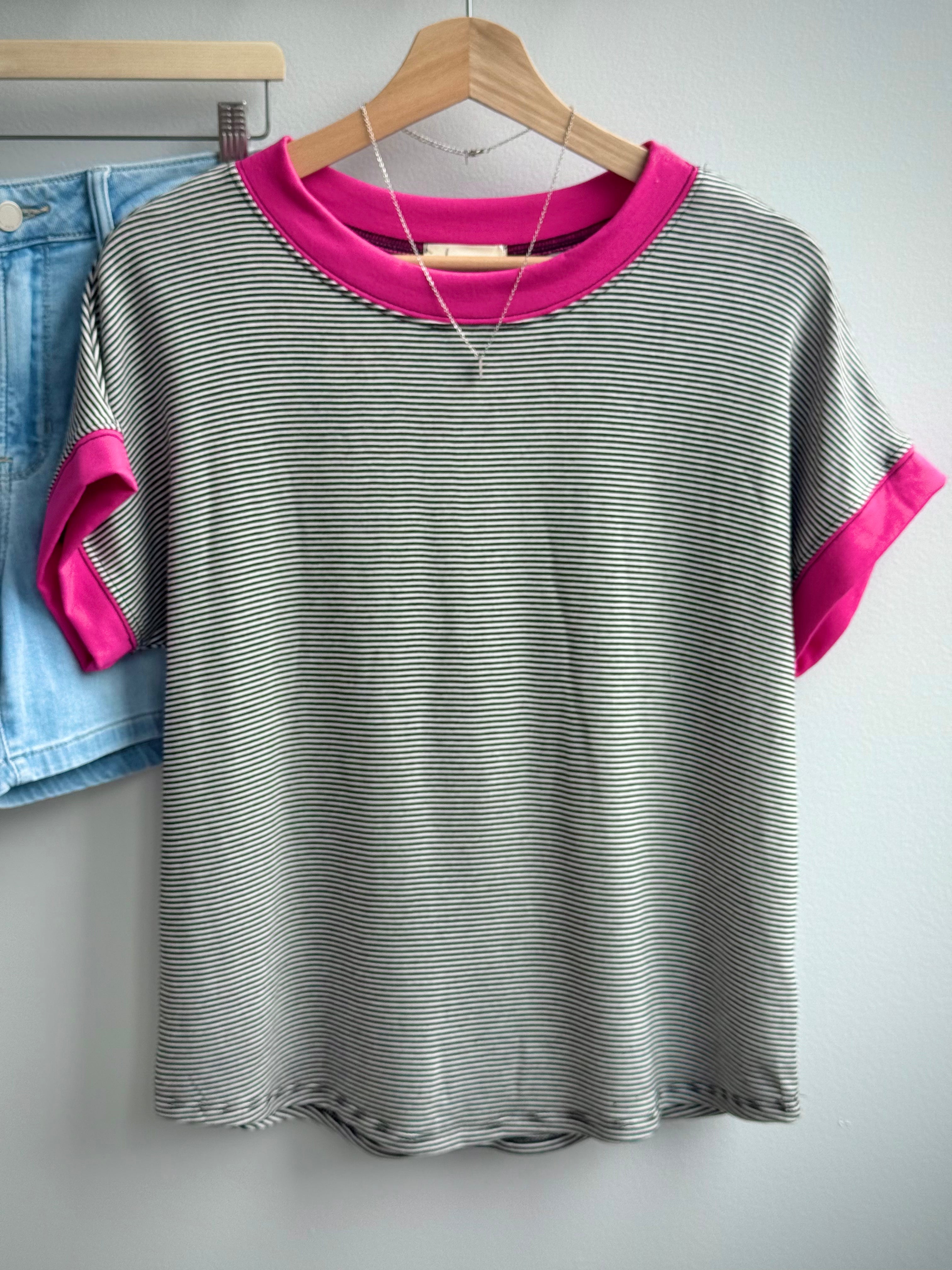 Janette Tee - BLACK IVORY PINK