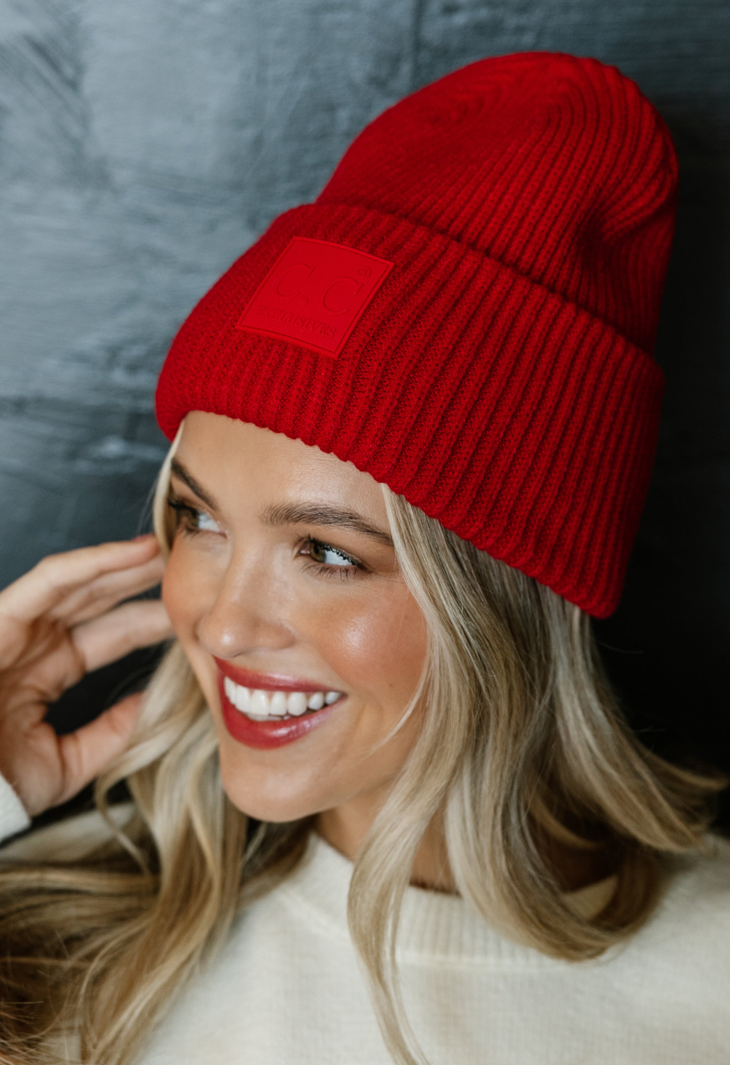 Ribbed Cuffed Beanie - RED