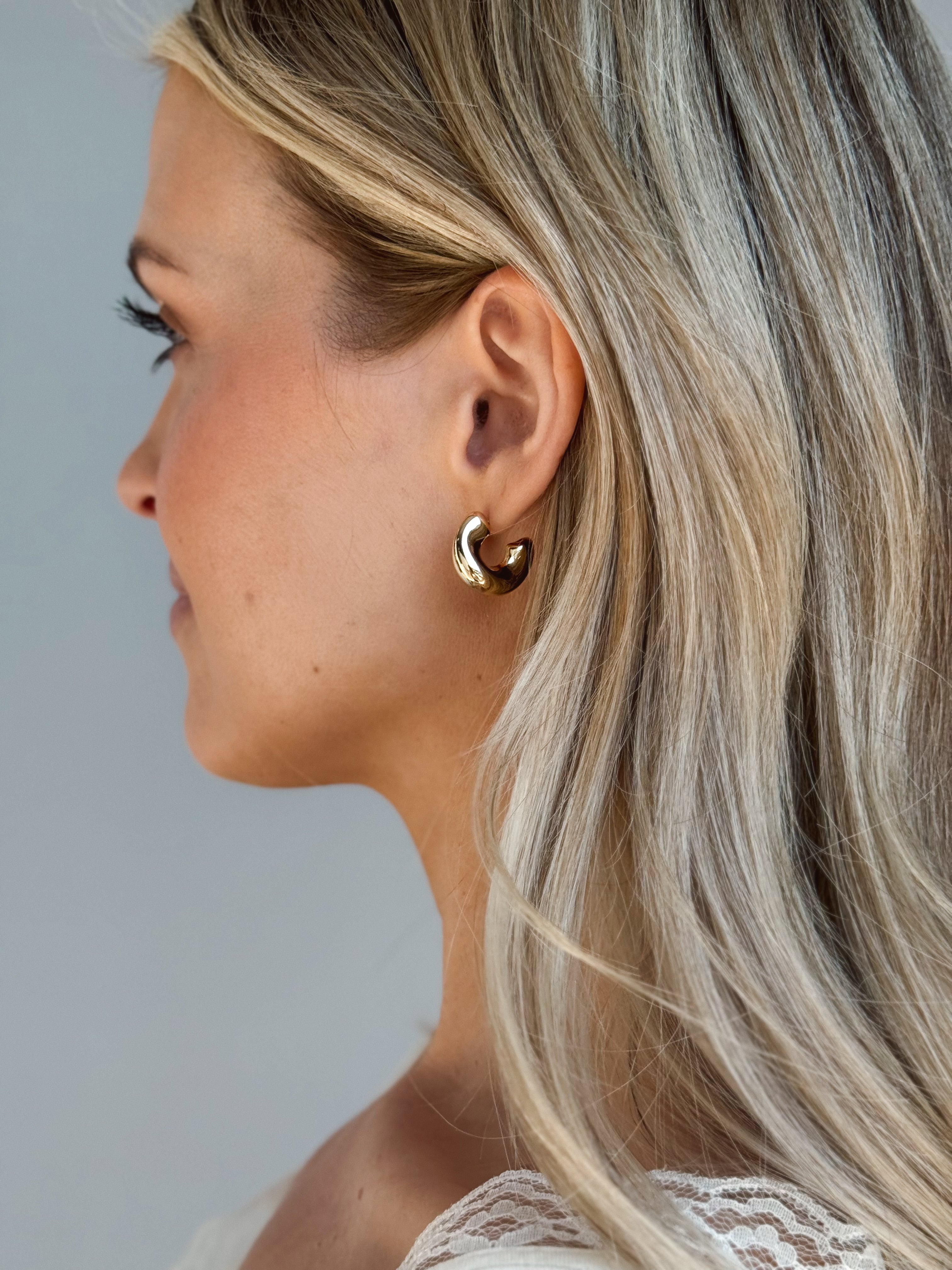 Fall Ready Set Of Earrings- DARK BROWN