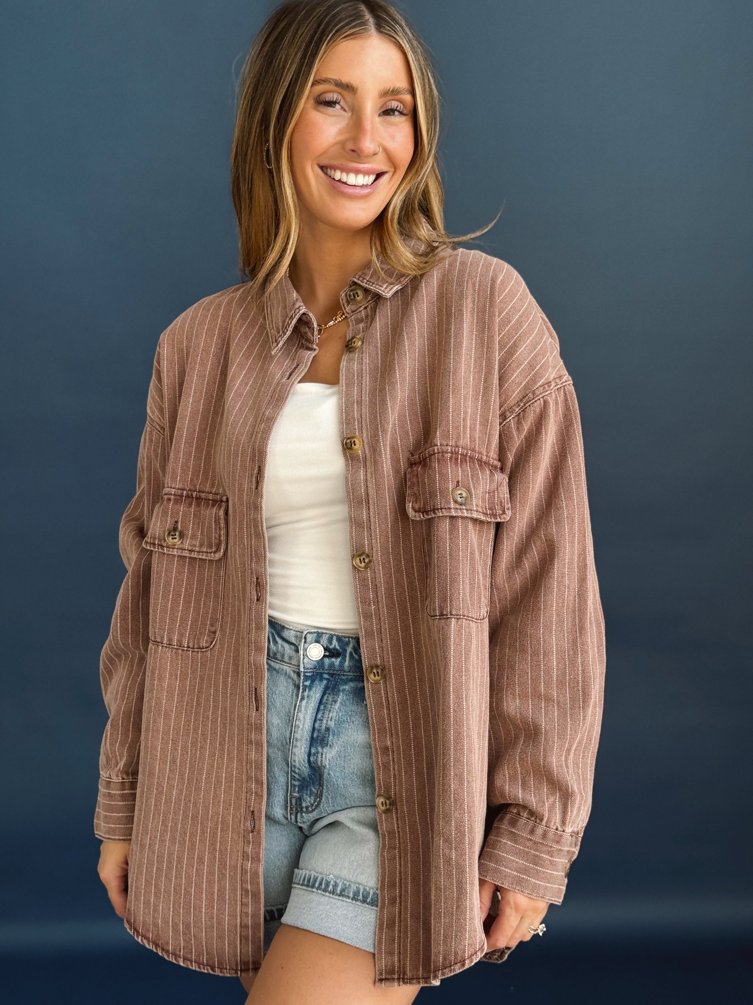 Cedar Shacket - RUST/WHITE