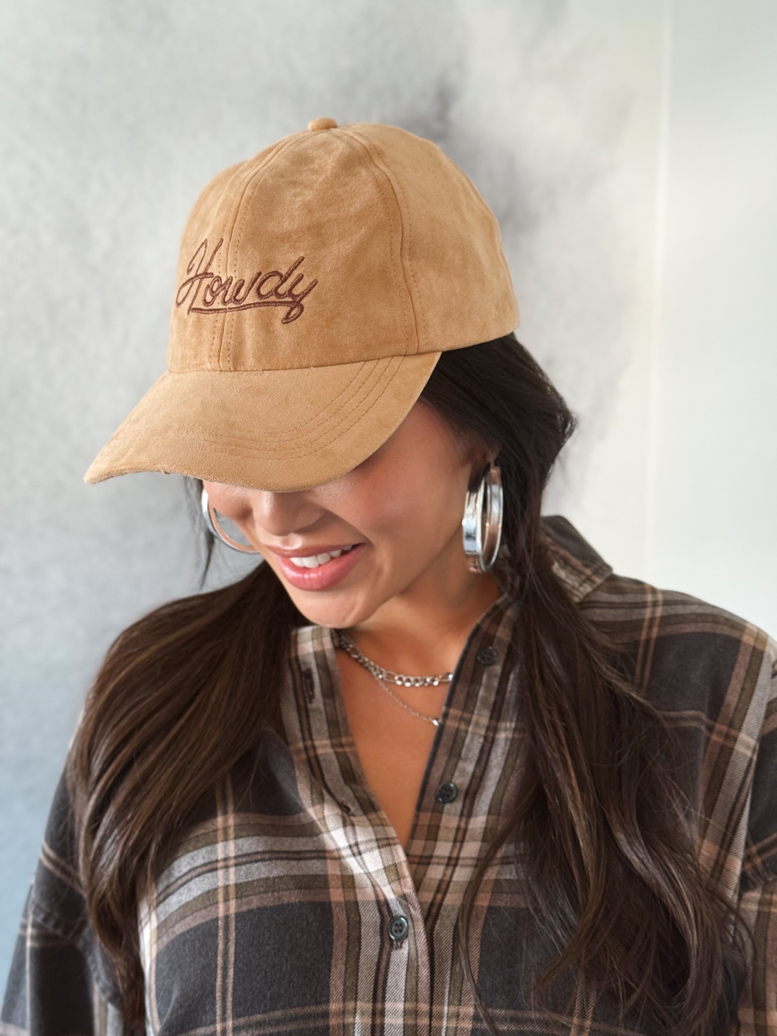 Howdy Baseball Cap - BEIGE