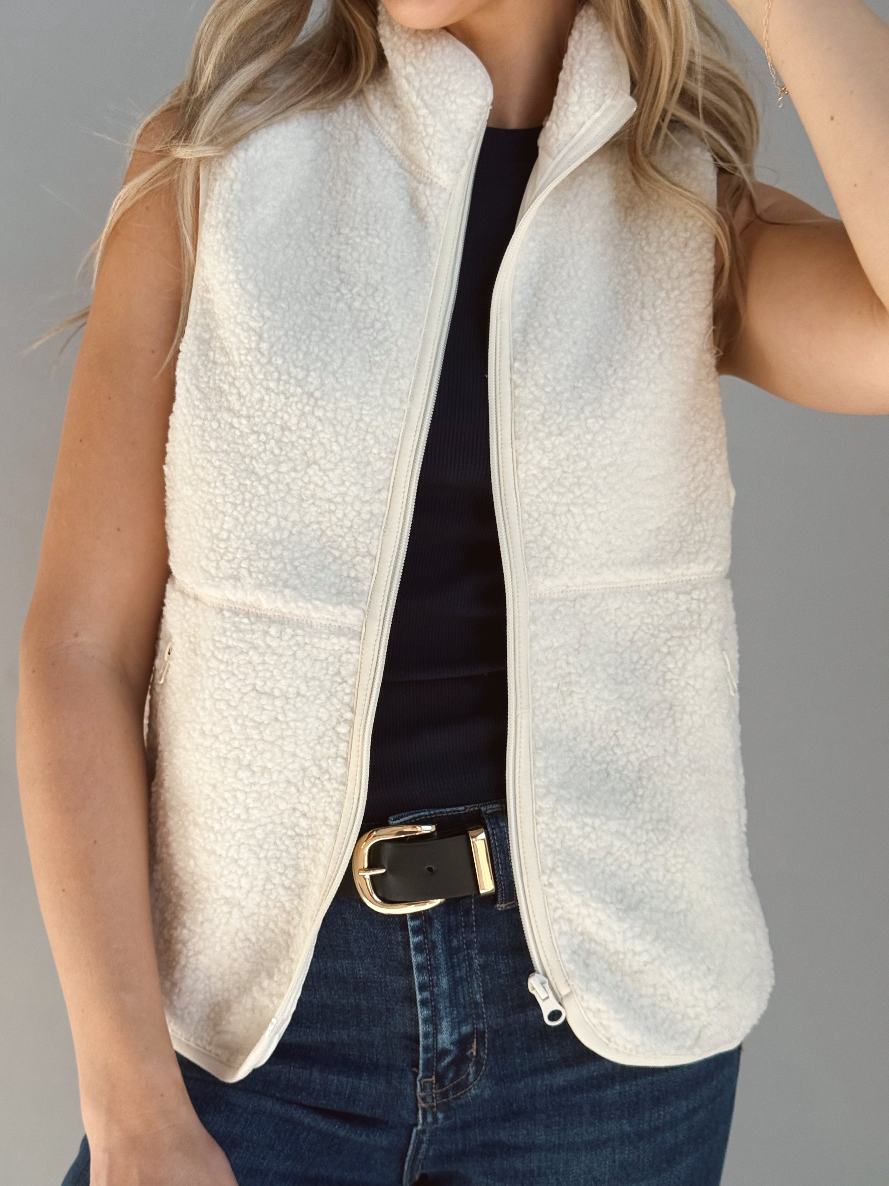 Café Cloud Vest - CREAM