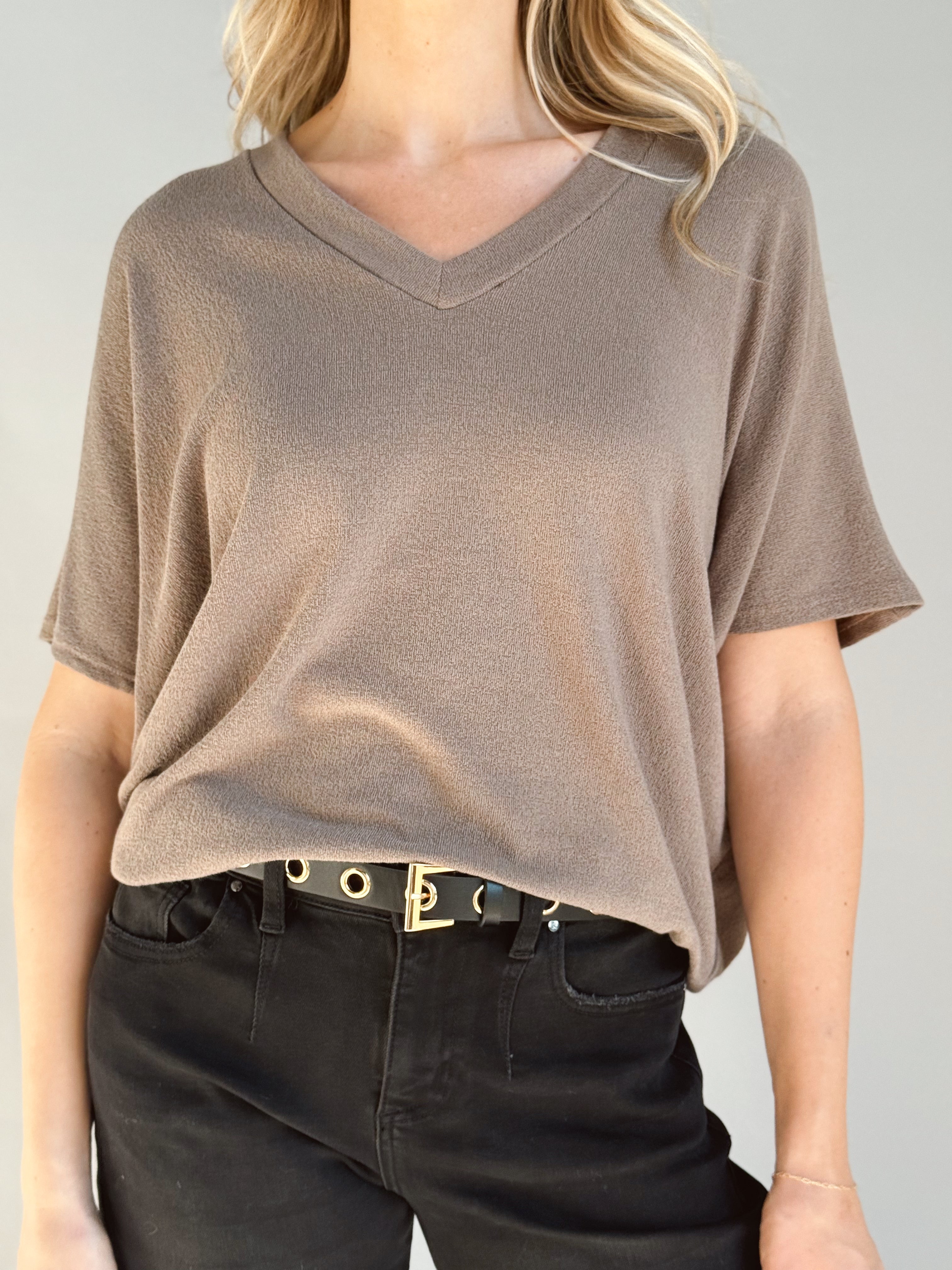 Lori V-Neck Tee - MUSHROOM