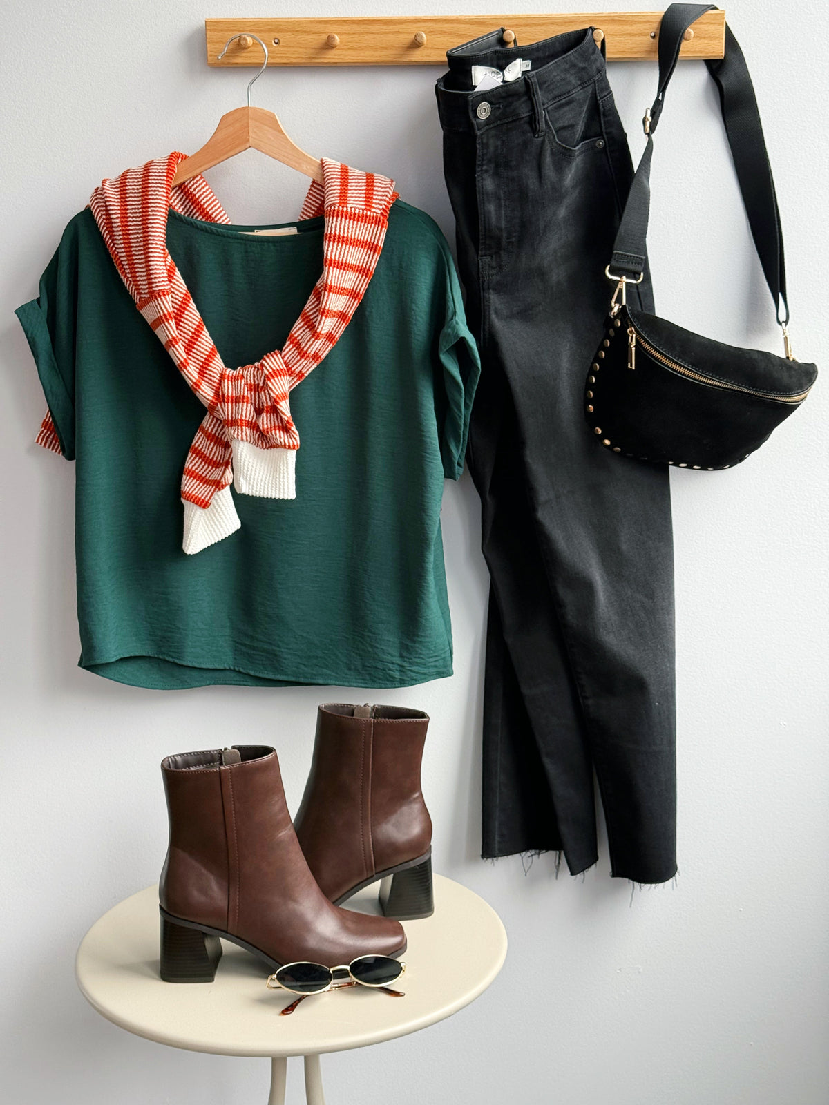 Amberly Top - HUNTER GREEN - willows clothing S/S SHIRT