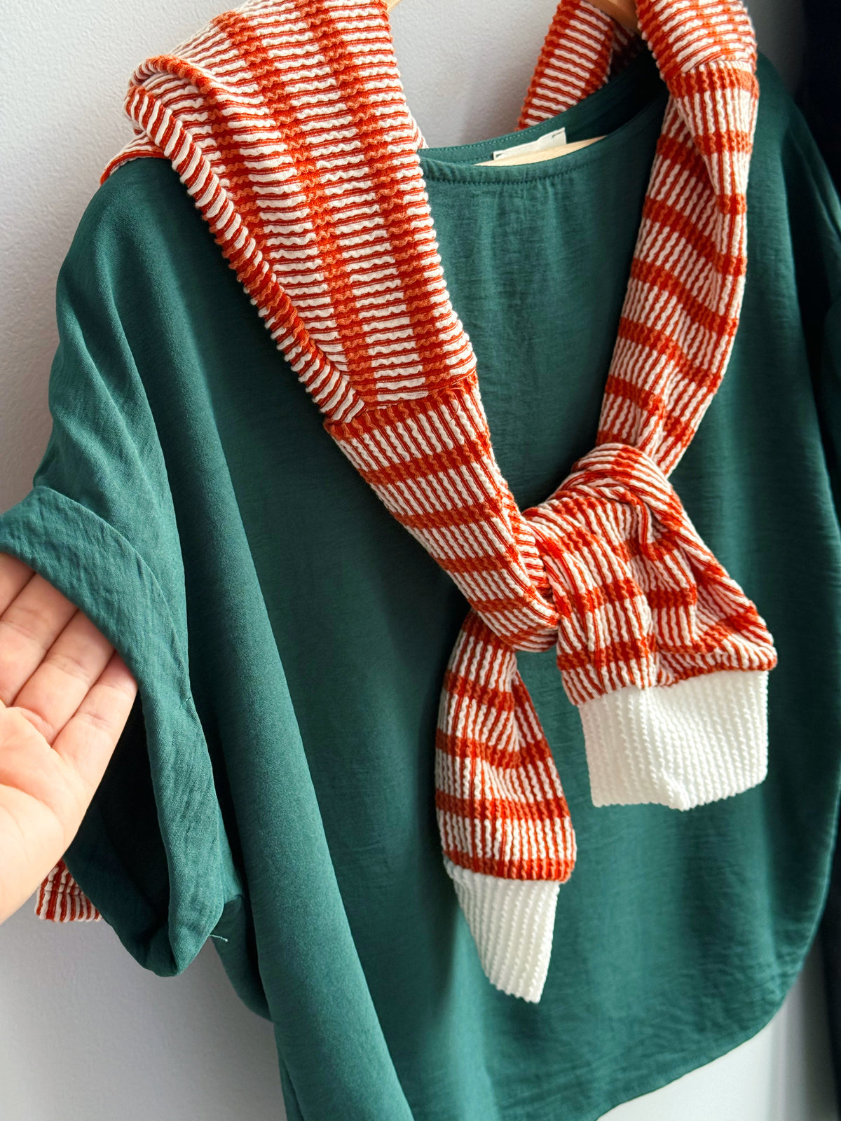 Amberly Top - HUNTER GREEN - willows clothing S/S SHIRT