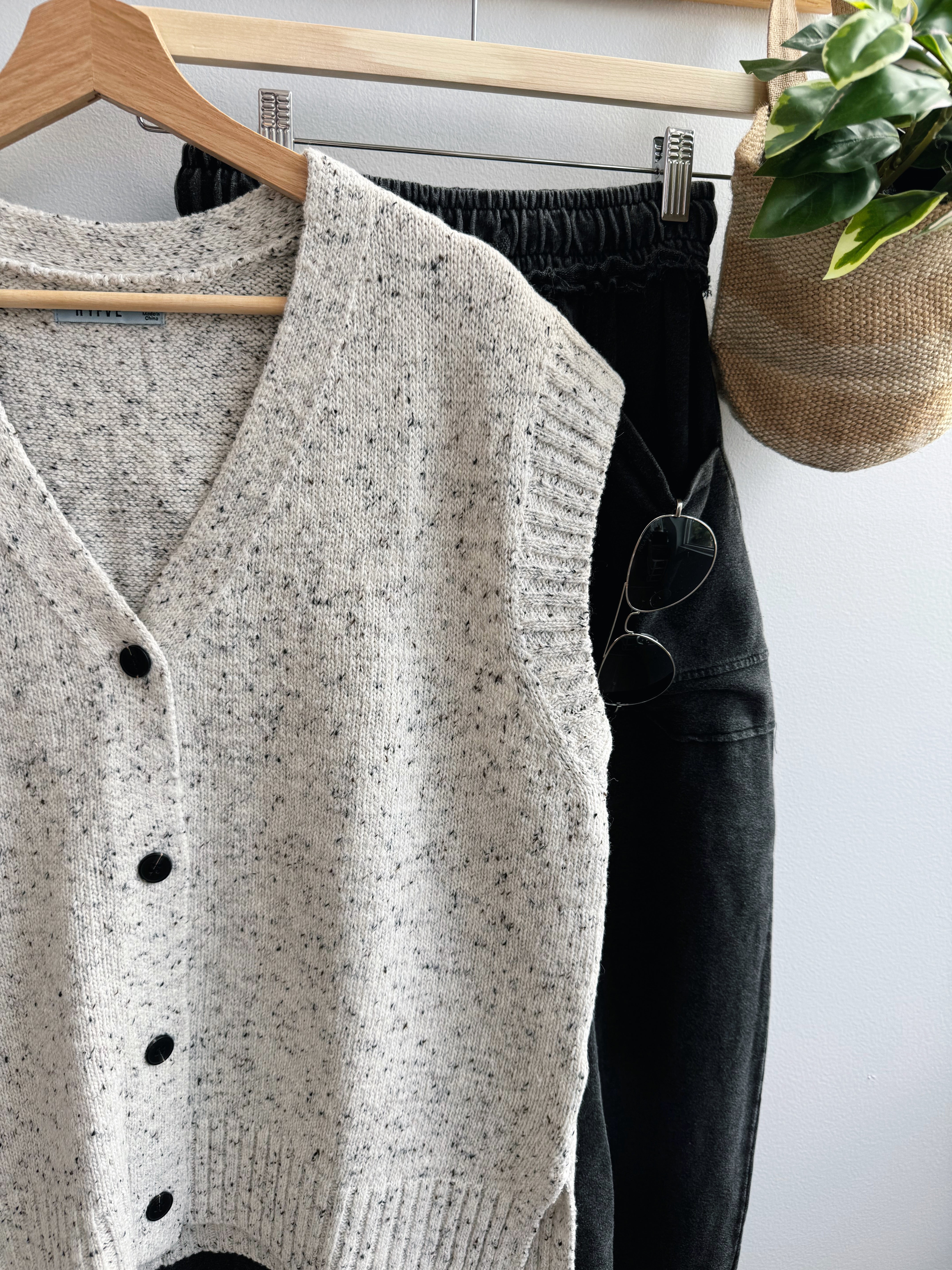Any Who Vest - OATMEAL - willows clothing VEST