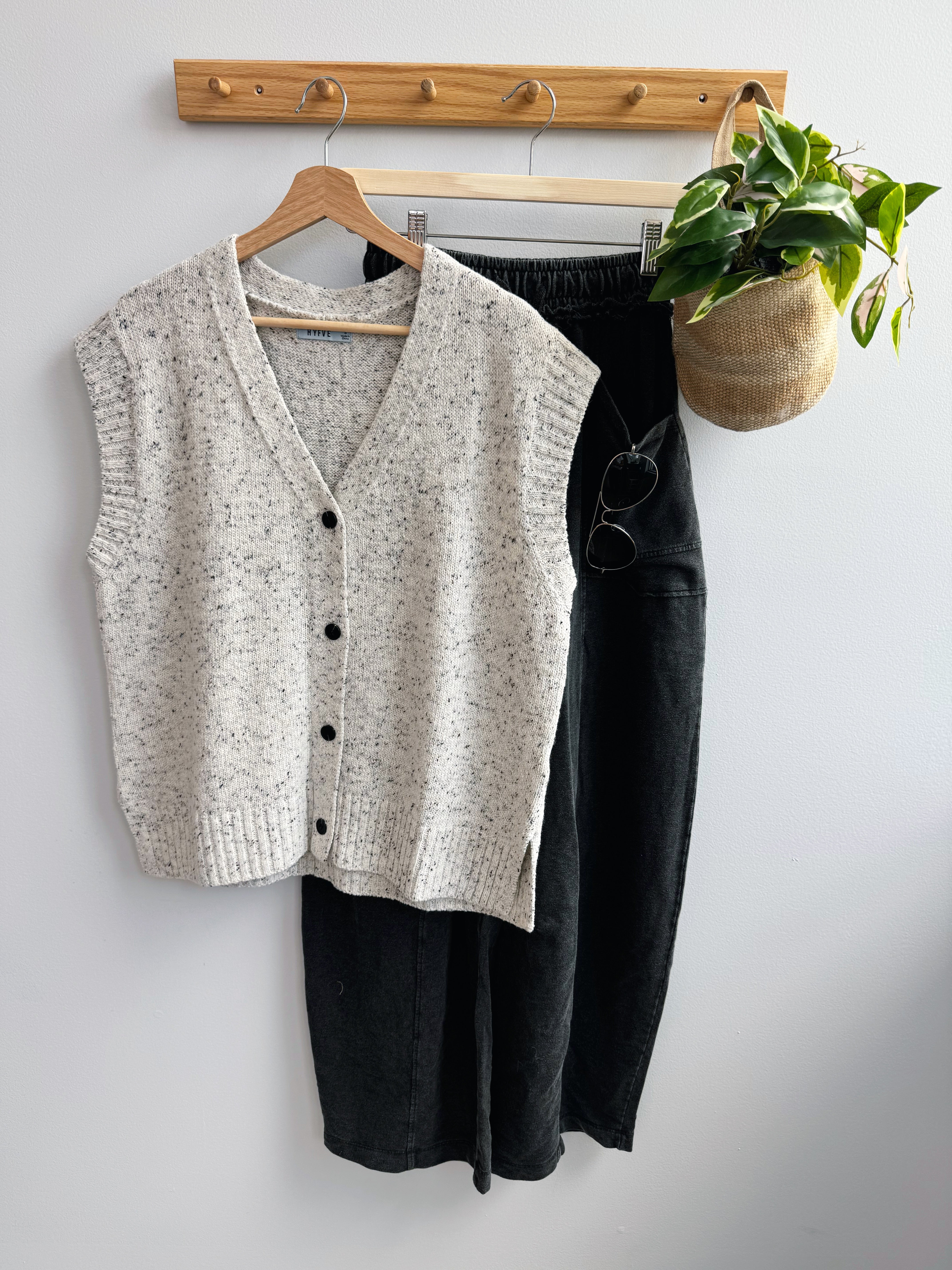 Any Who Vest - OATMEAL - willows clothing VEST