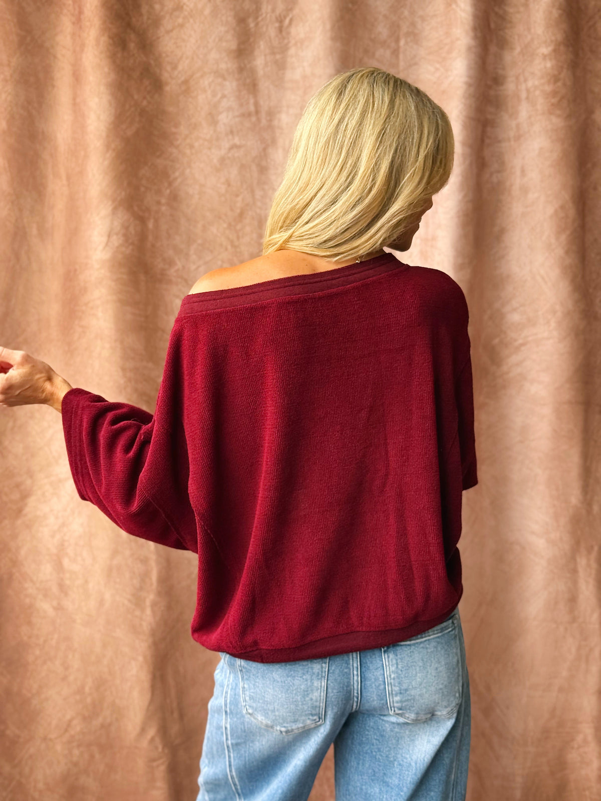 Apple Picker Pullover - OXBLOOD - willows clothing SWEATSHIRT