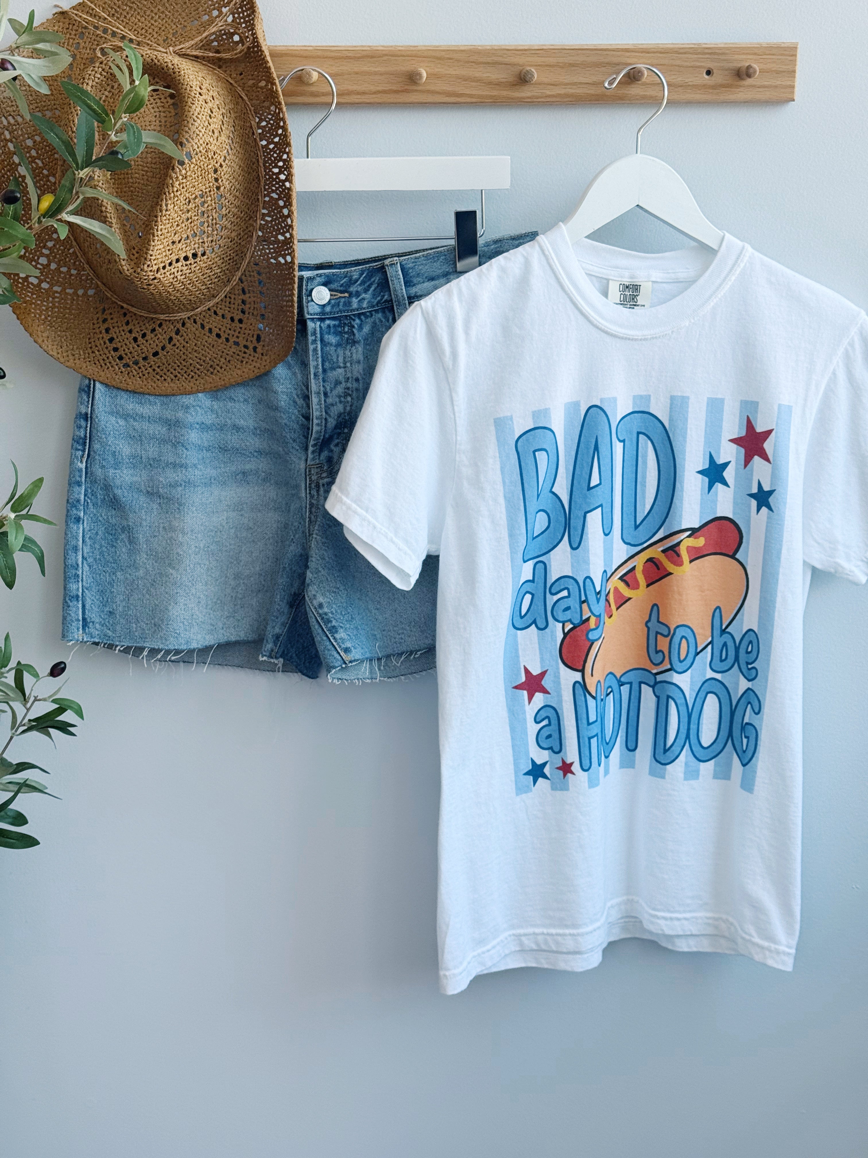 Bad Day to Be a Hotdog Tee - WHITE - willows clothing S/S SHIRT
