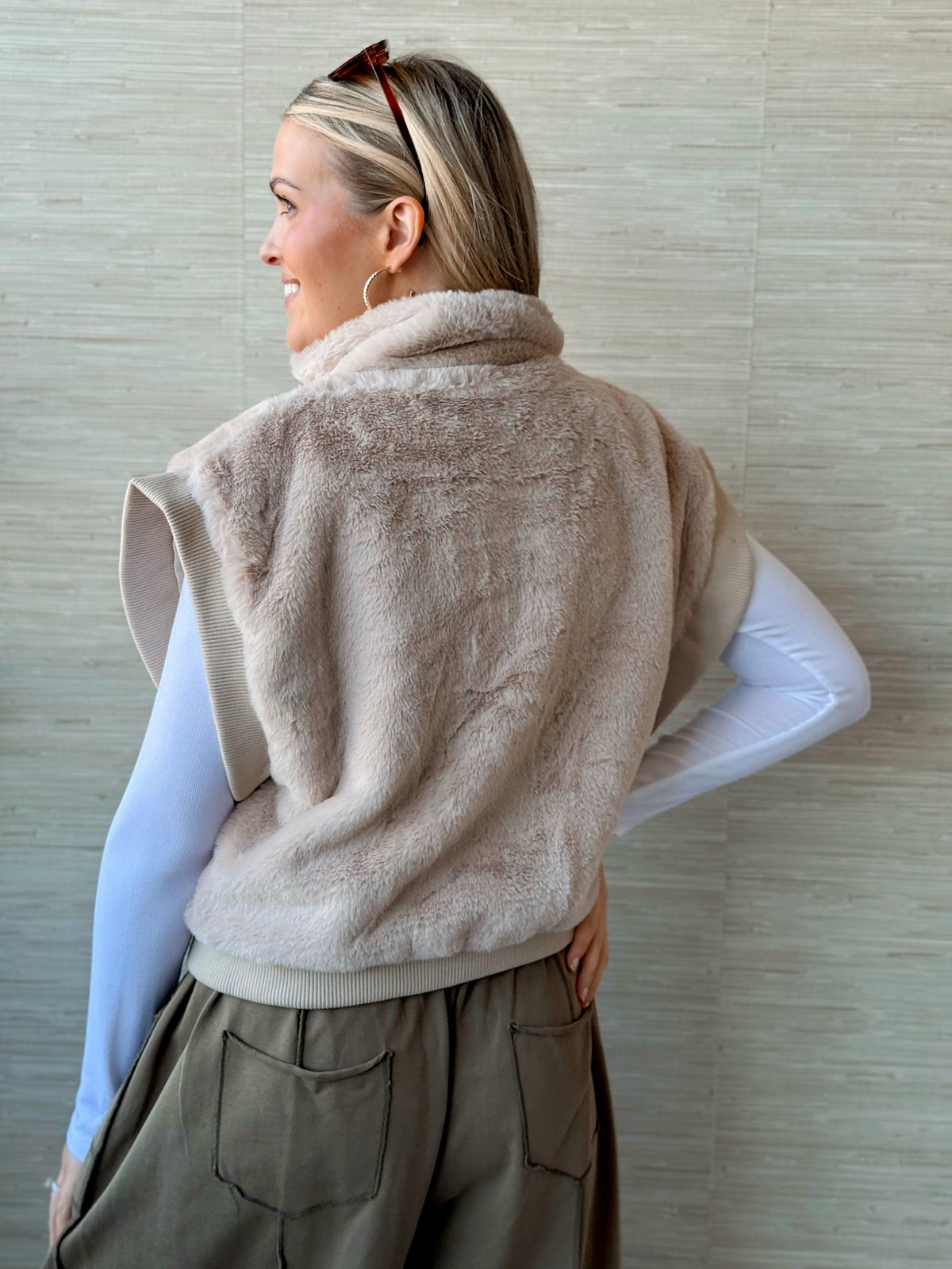 Becky Faux Fur Vest - BEIGE - willows clothing VEST