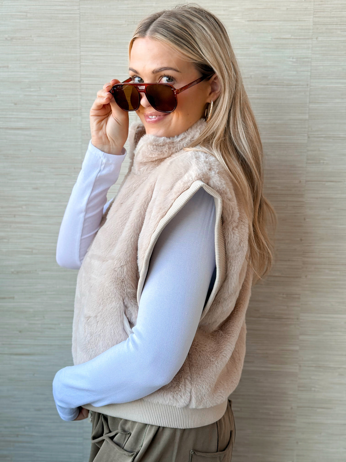 Becky Faux Fur Vest - BEIGE - willows clothing VEST