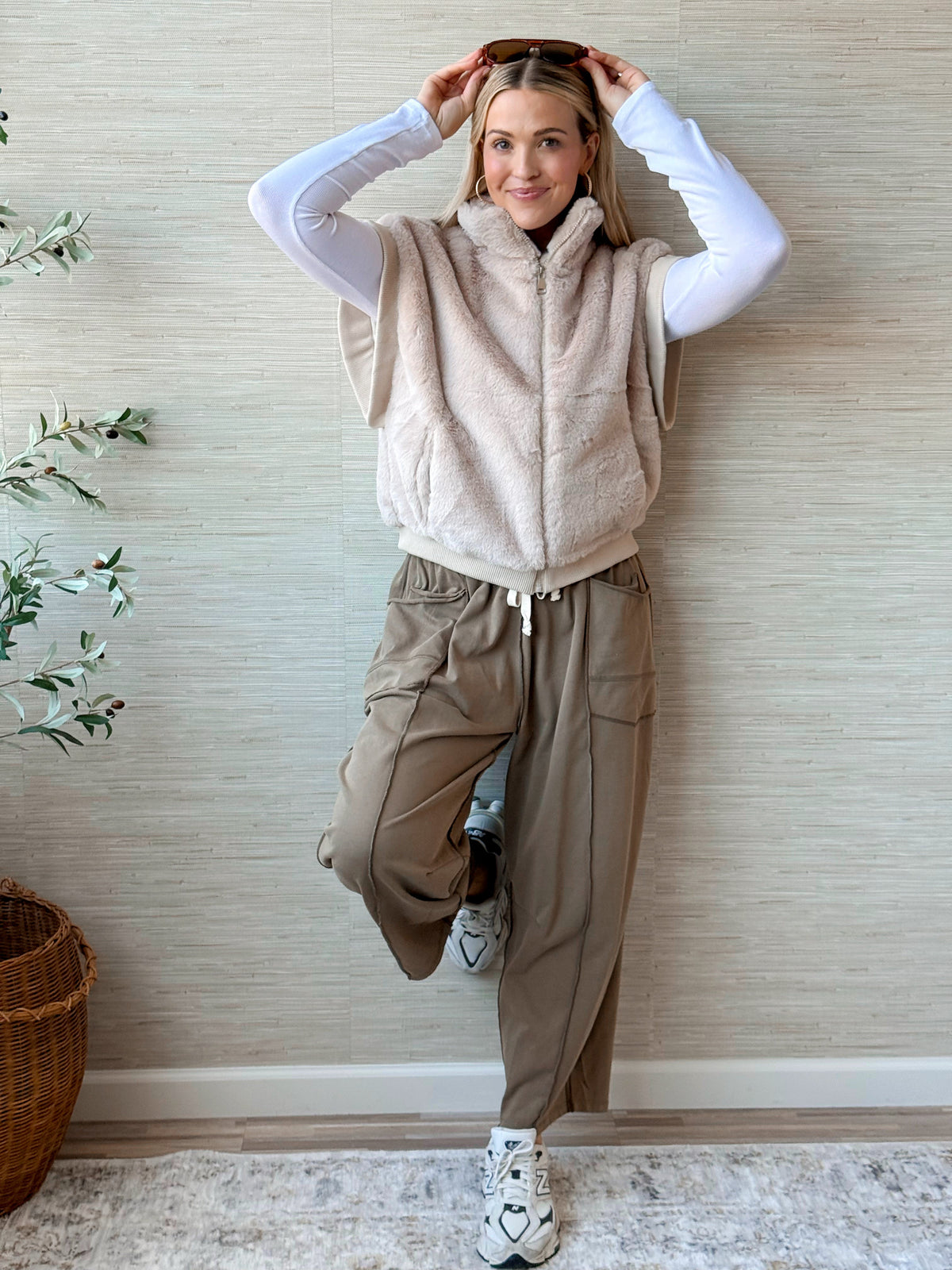 Becky Faux Fur Vest - BEIGE - willows clothing VEST