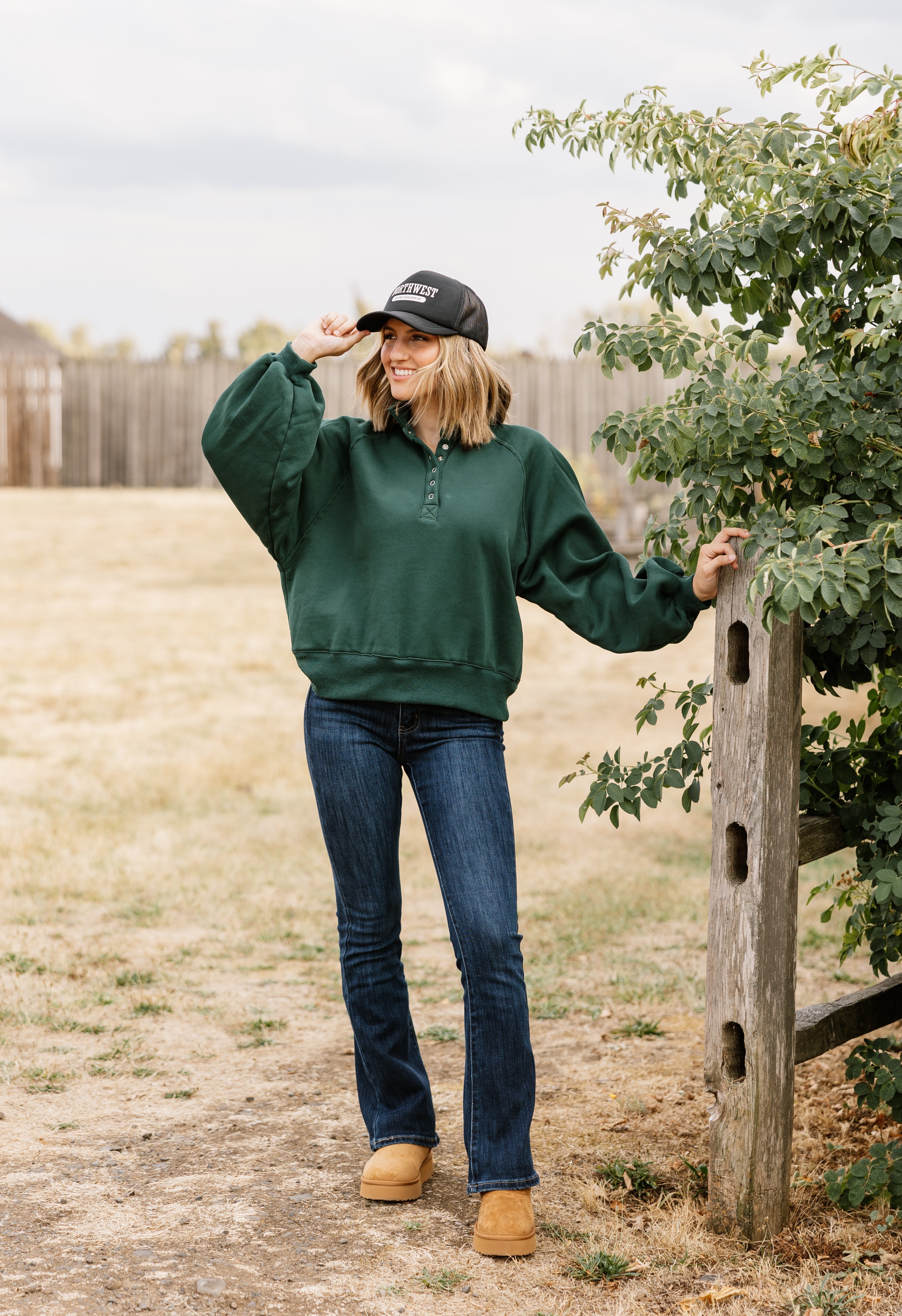 Brittany Sweatshirt - HUNTER GREEN - willows clothing SWEATSHIRT