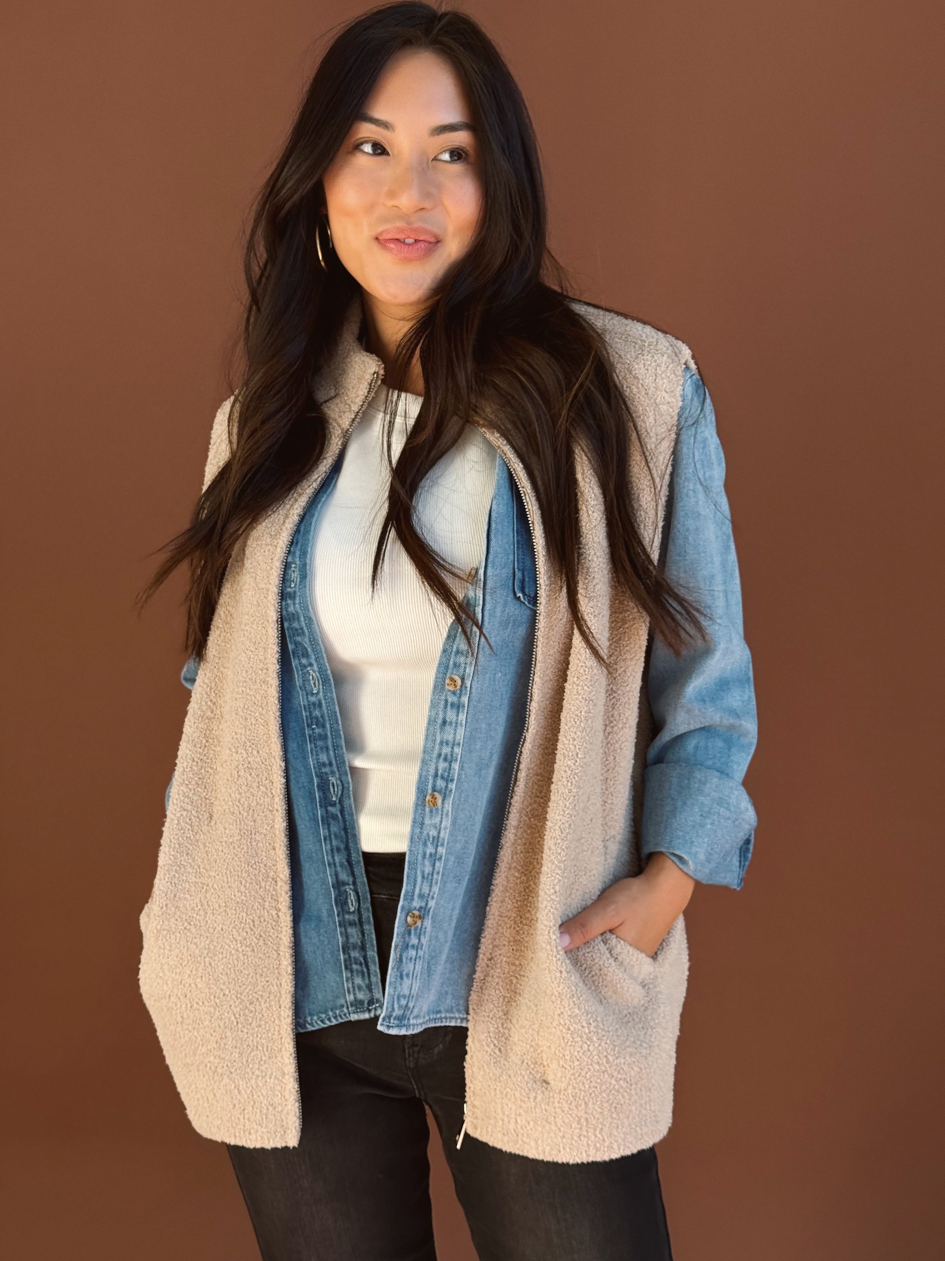 Cabin Weekend Vest - BEIGE - willows clothing VEST