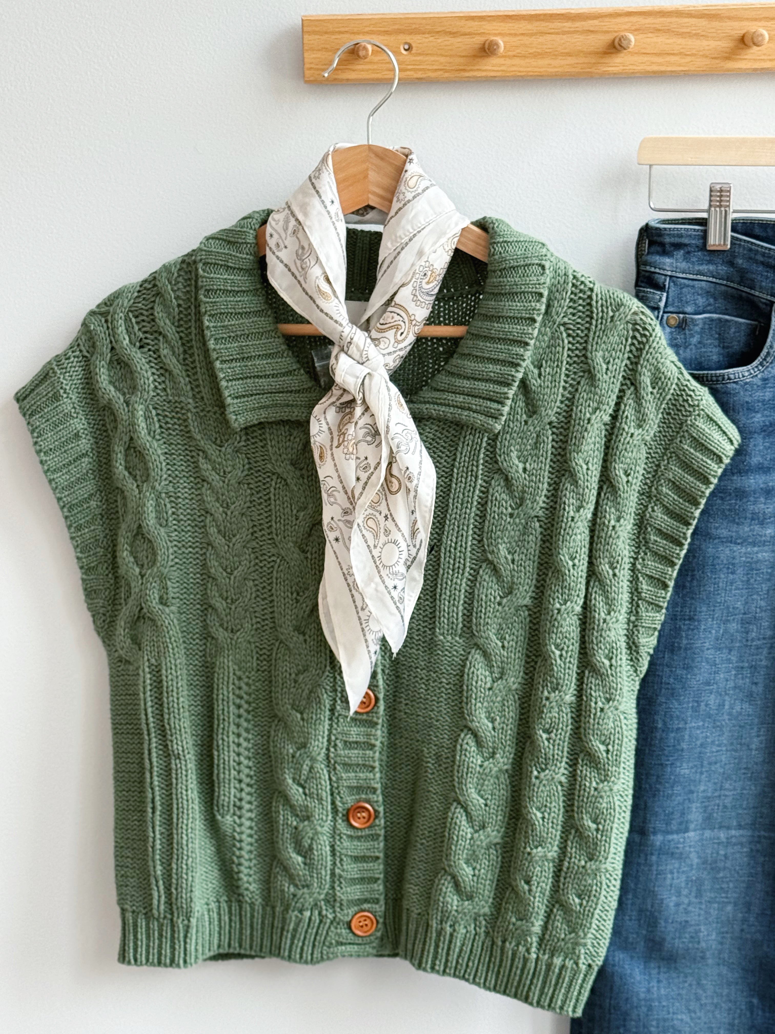 Cable Knit Crush Vest - GREEN - willows clothing SWEATER