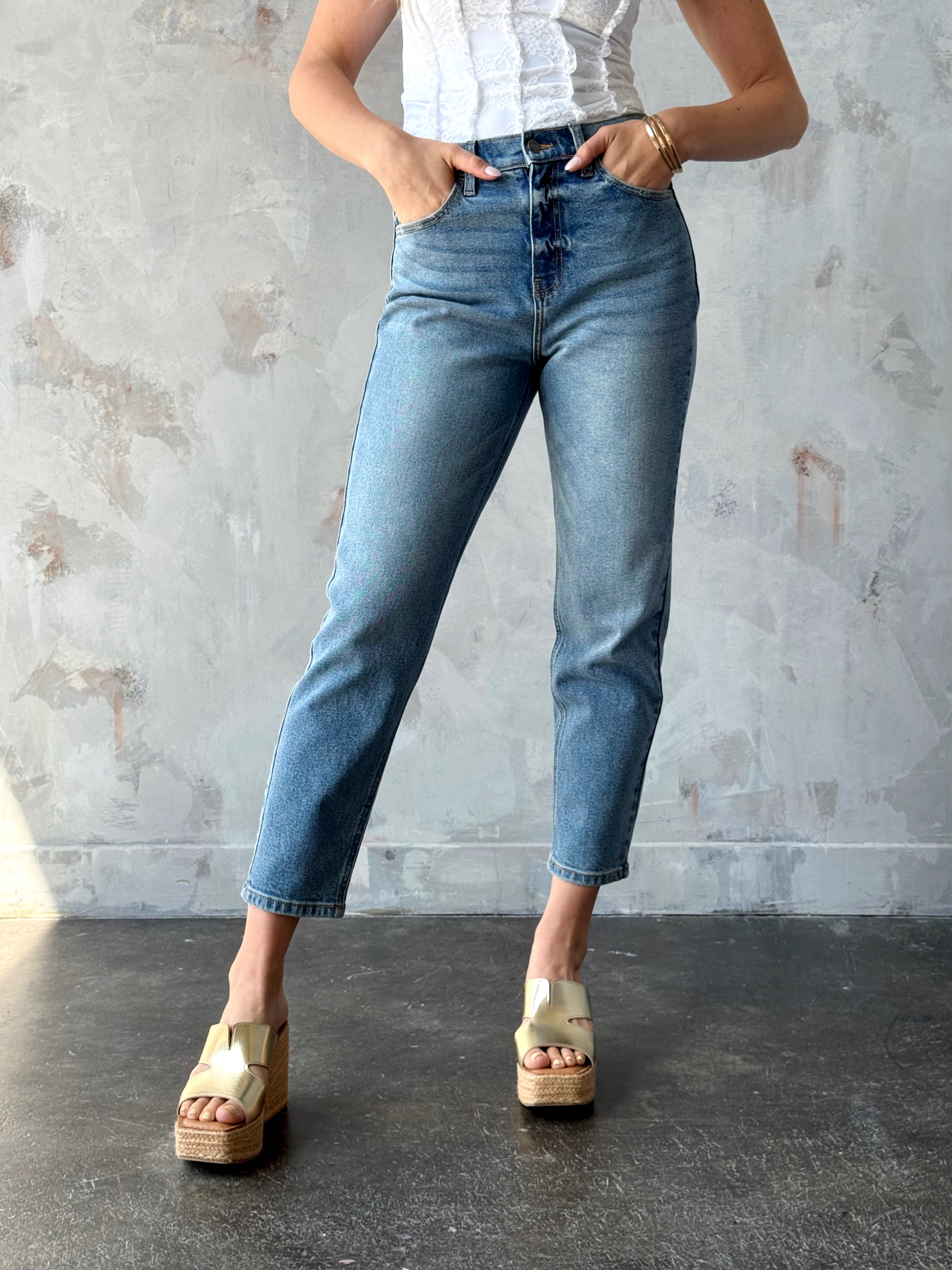 [CELLO] Anisa Jean - MEDIUM - willows clothing CROP JEAN