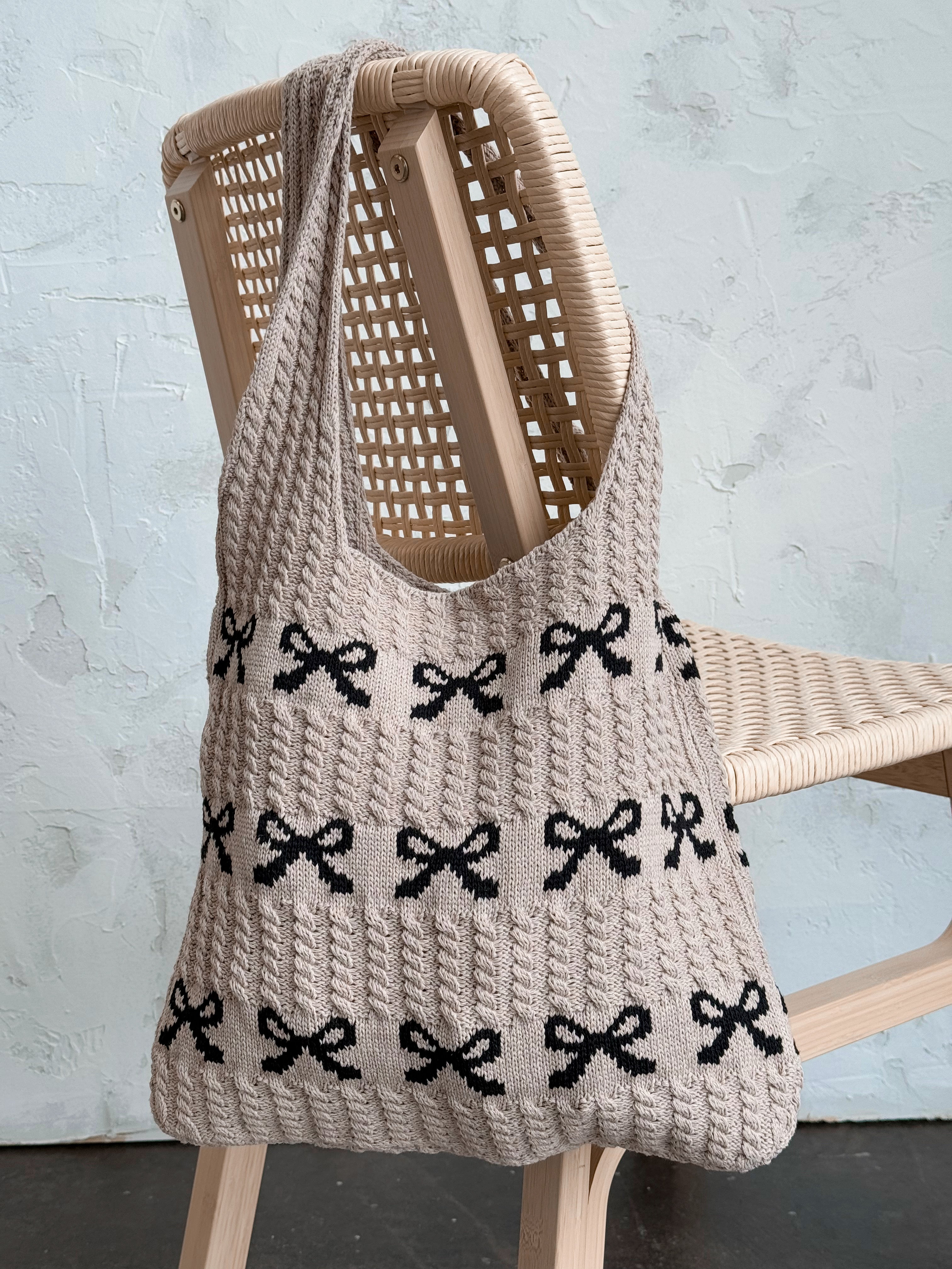 Crochet Bow Tote - BLACK - willows clothing TOTE