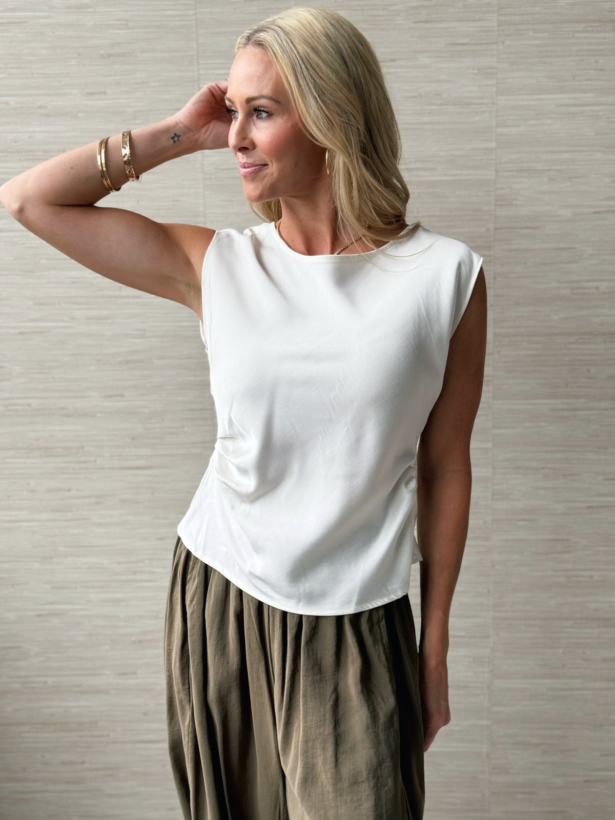 Daisy Mae Shirt - CREAM - willows clothing S/S SHIRT
