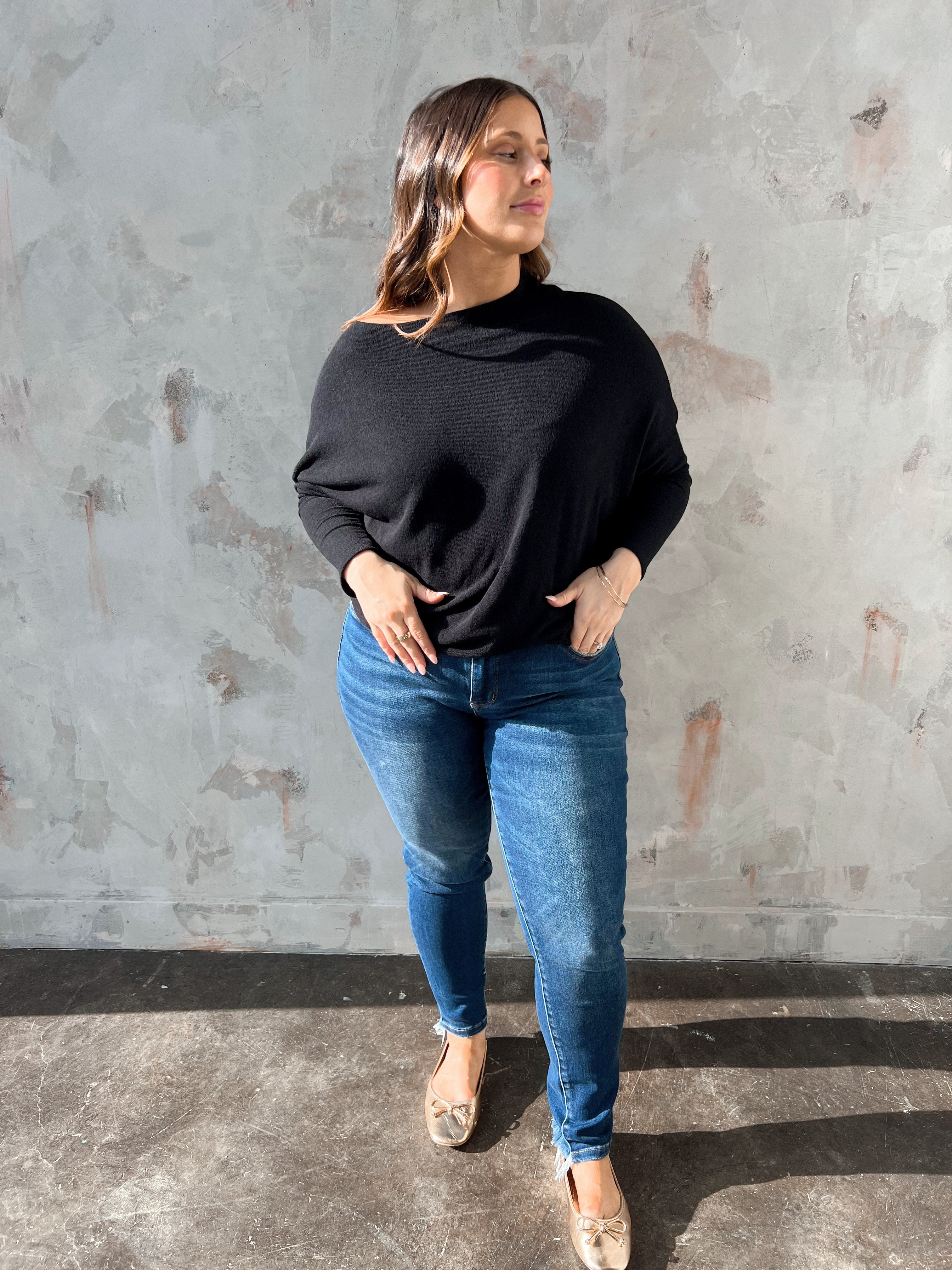 Favorite Comfy Tunic - BLACK - willows clothing L/S Shirt