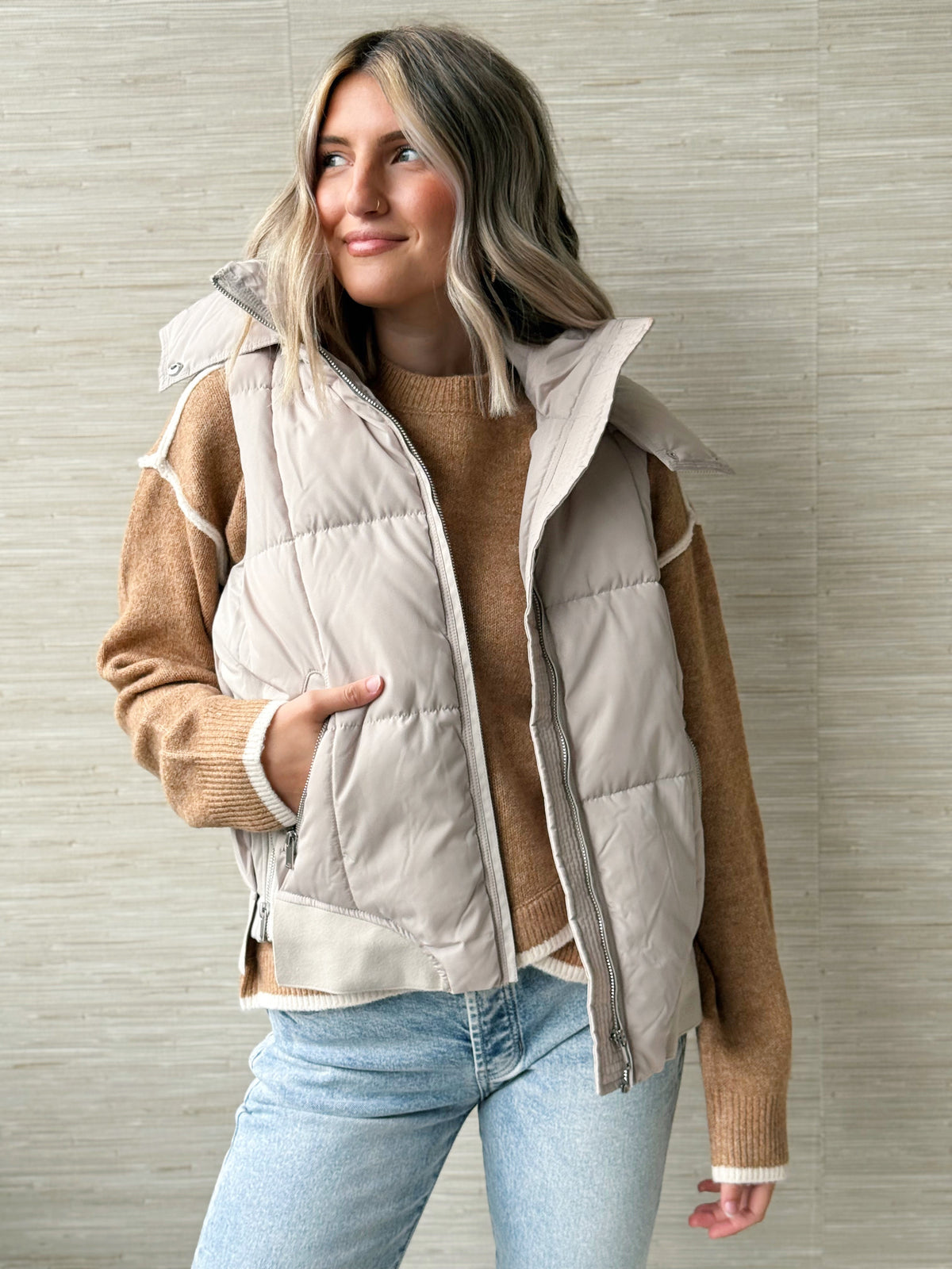 Genevieve Puffer Vest - SAND DUNE - willows clothing VEST