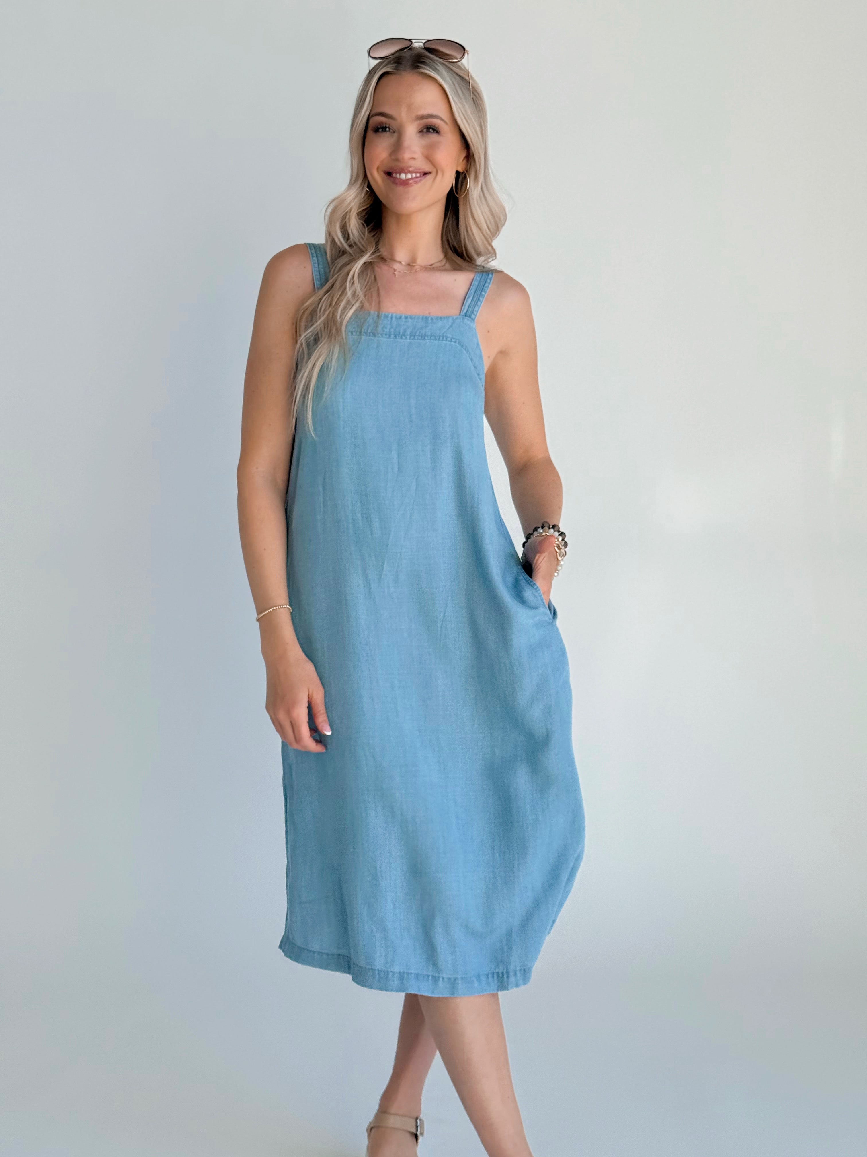 Greer Dress - LIGHT WASH - willows clothing MIDI DRESS