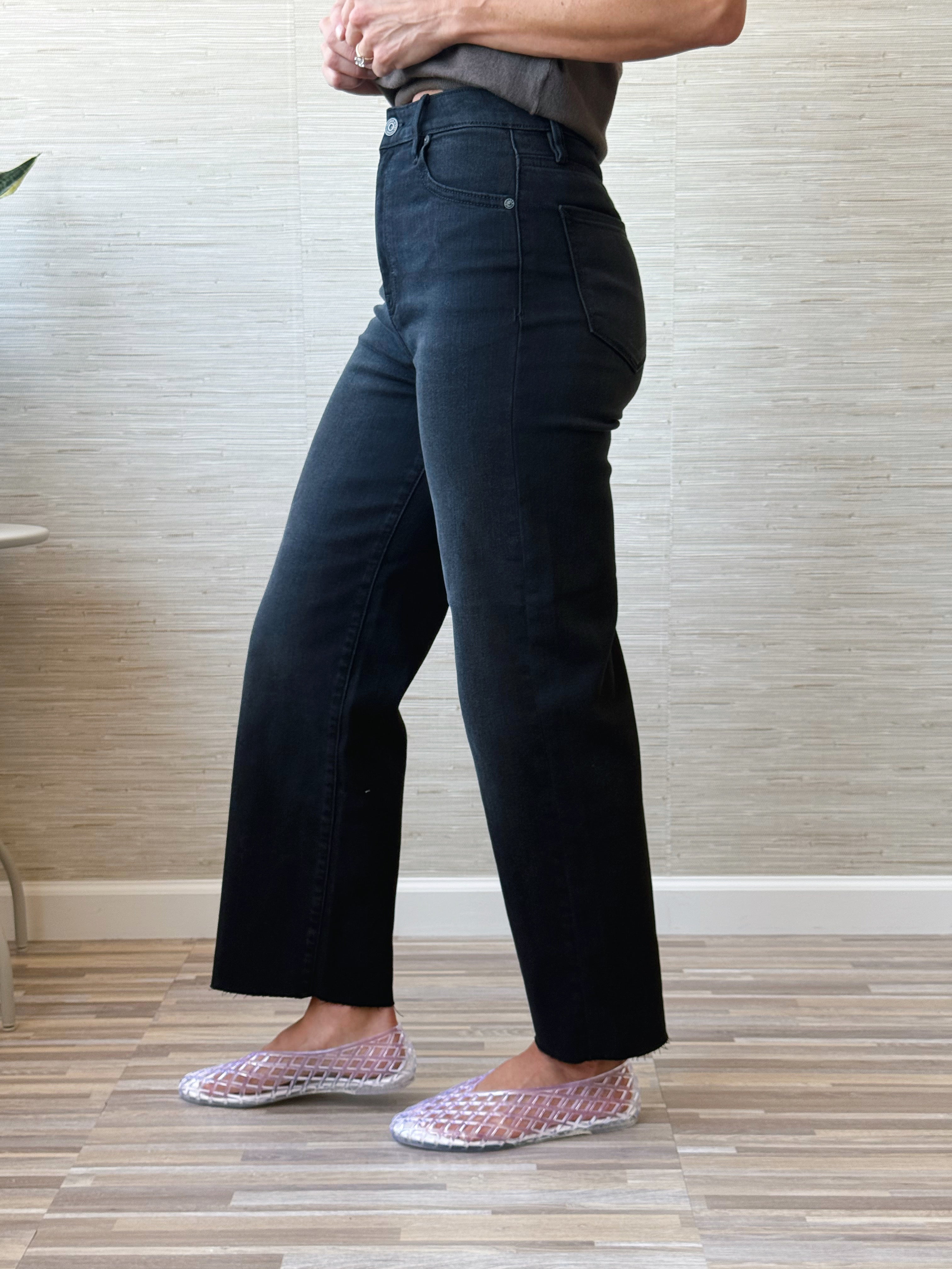 [HIDDEN] Garrett Jean - BLACK - willows clothing Straight Leg
