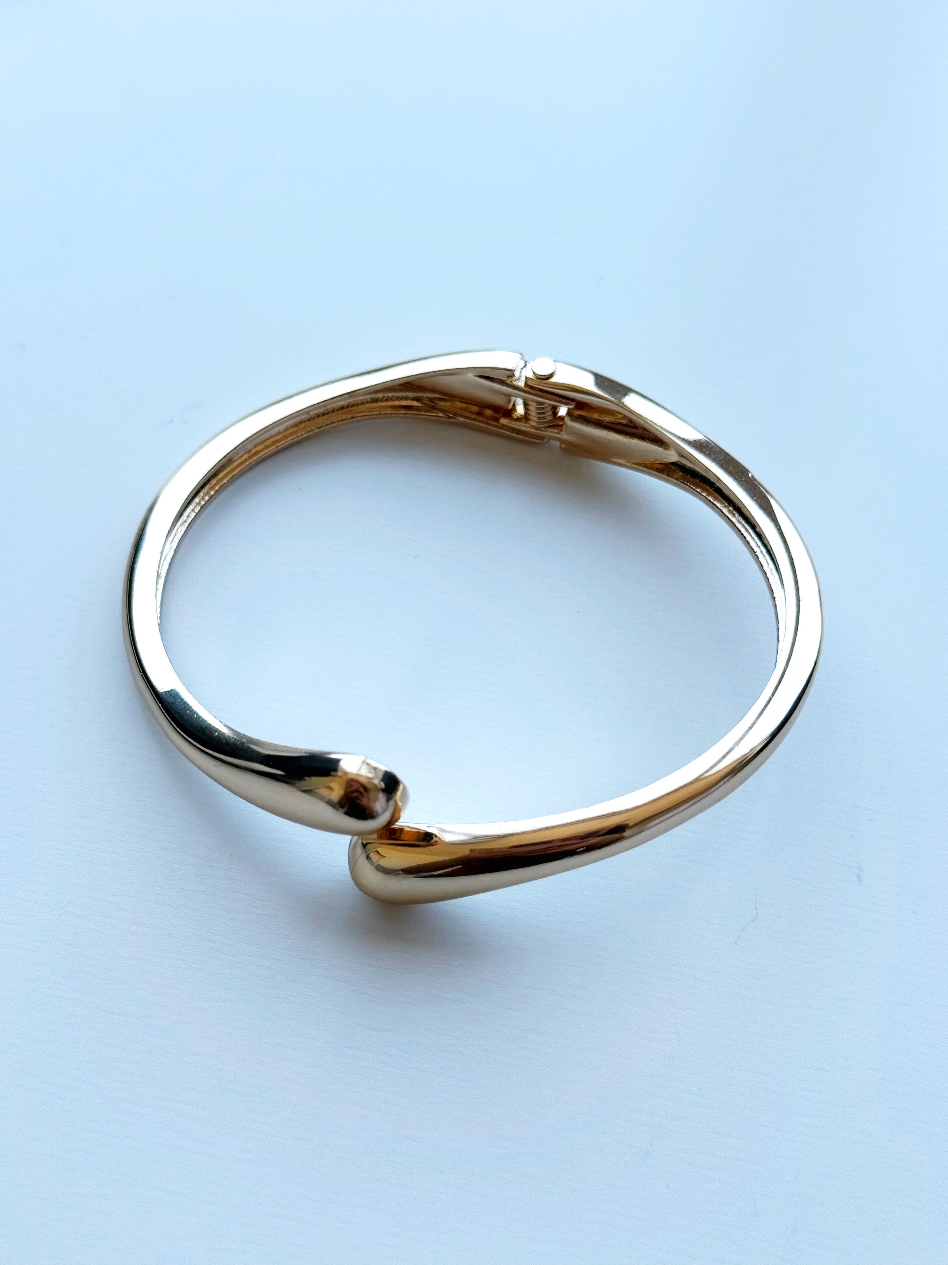 Hinged Bracelet - GOLD - willows clothing Bracelets