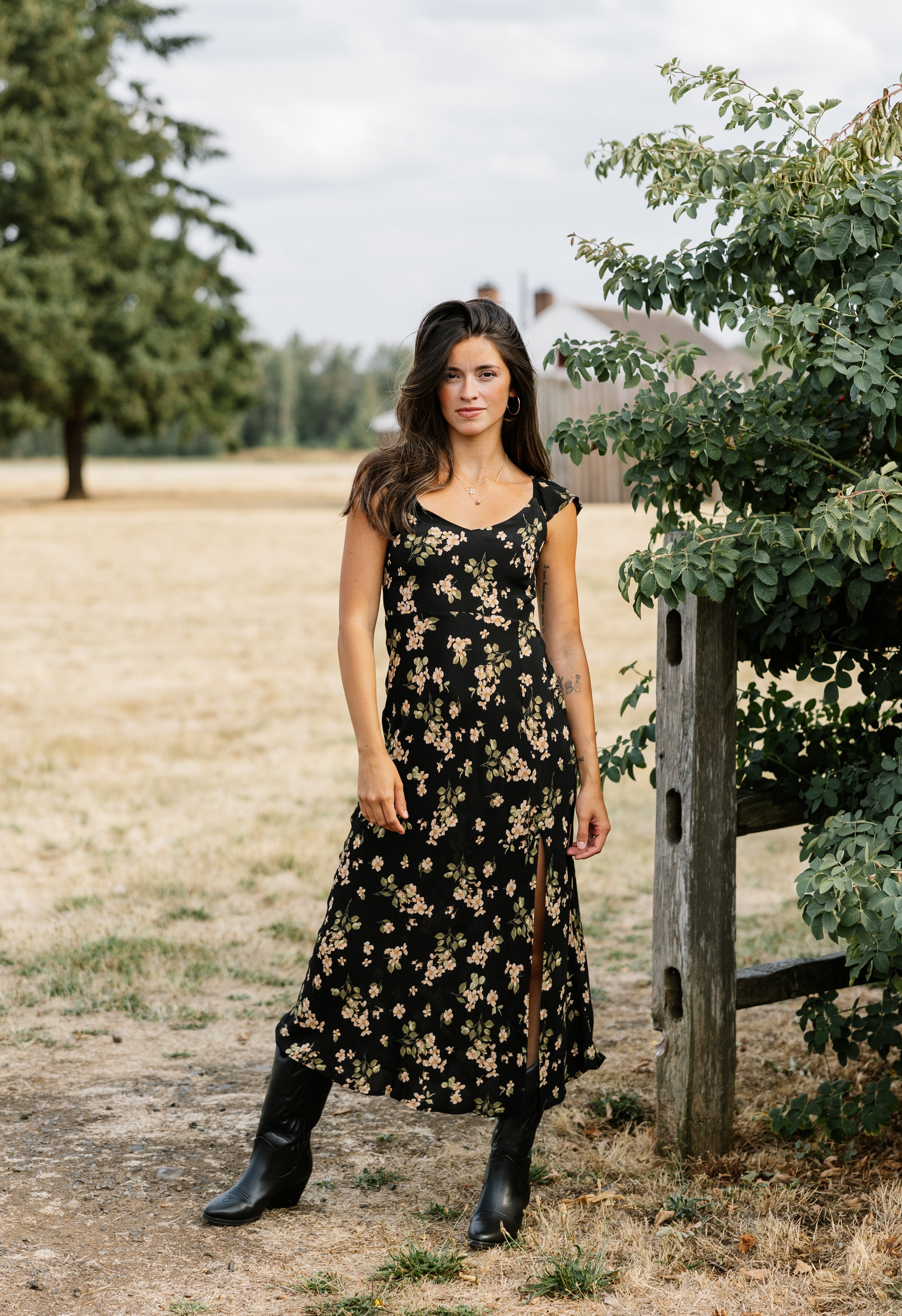 Honey Bee Dress - BLACK - willows clothing MIDI DRESS